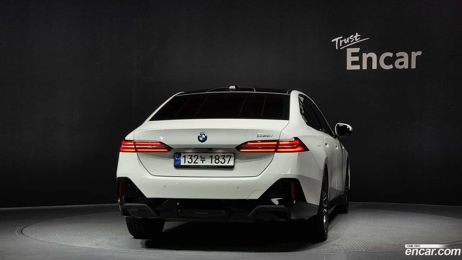 5-Series BMW 2024.1-OUTER-004