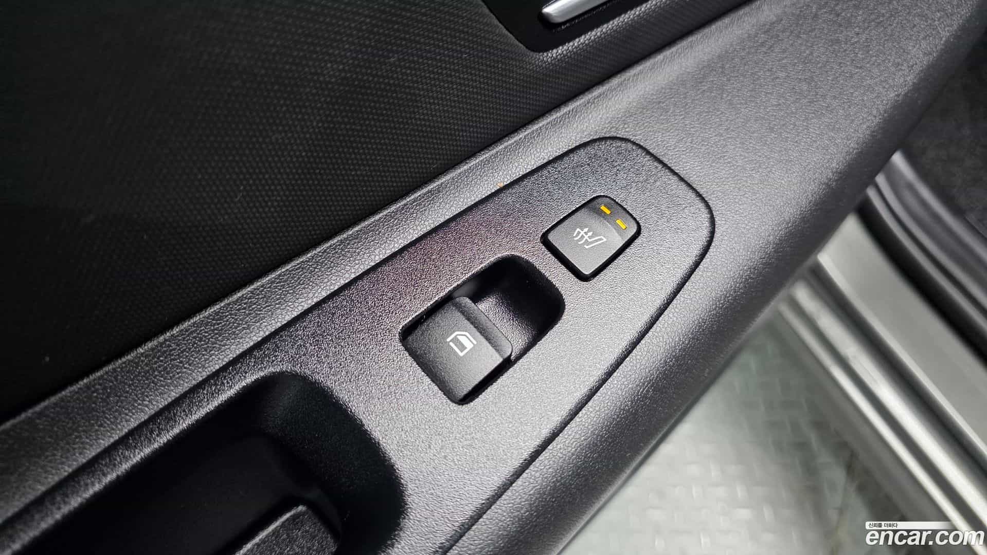 AVANTE Hyundai 2020.5-OPTION-023