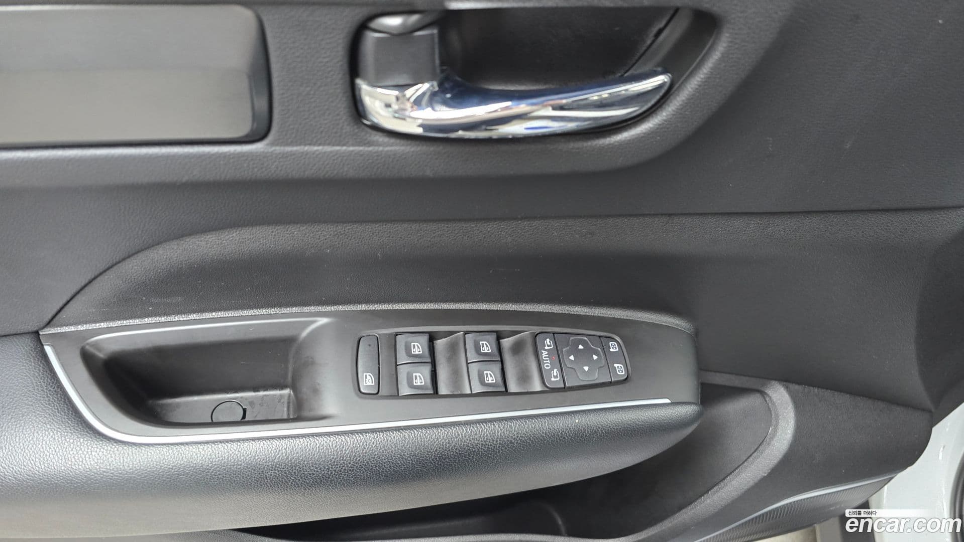 Main__Slider__Photo:QM6 Renault Korea 2022.5-17