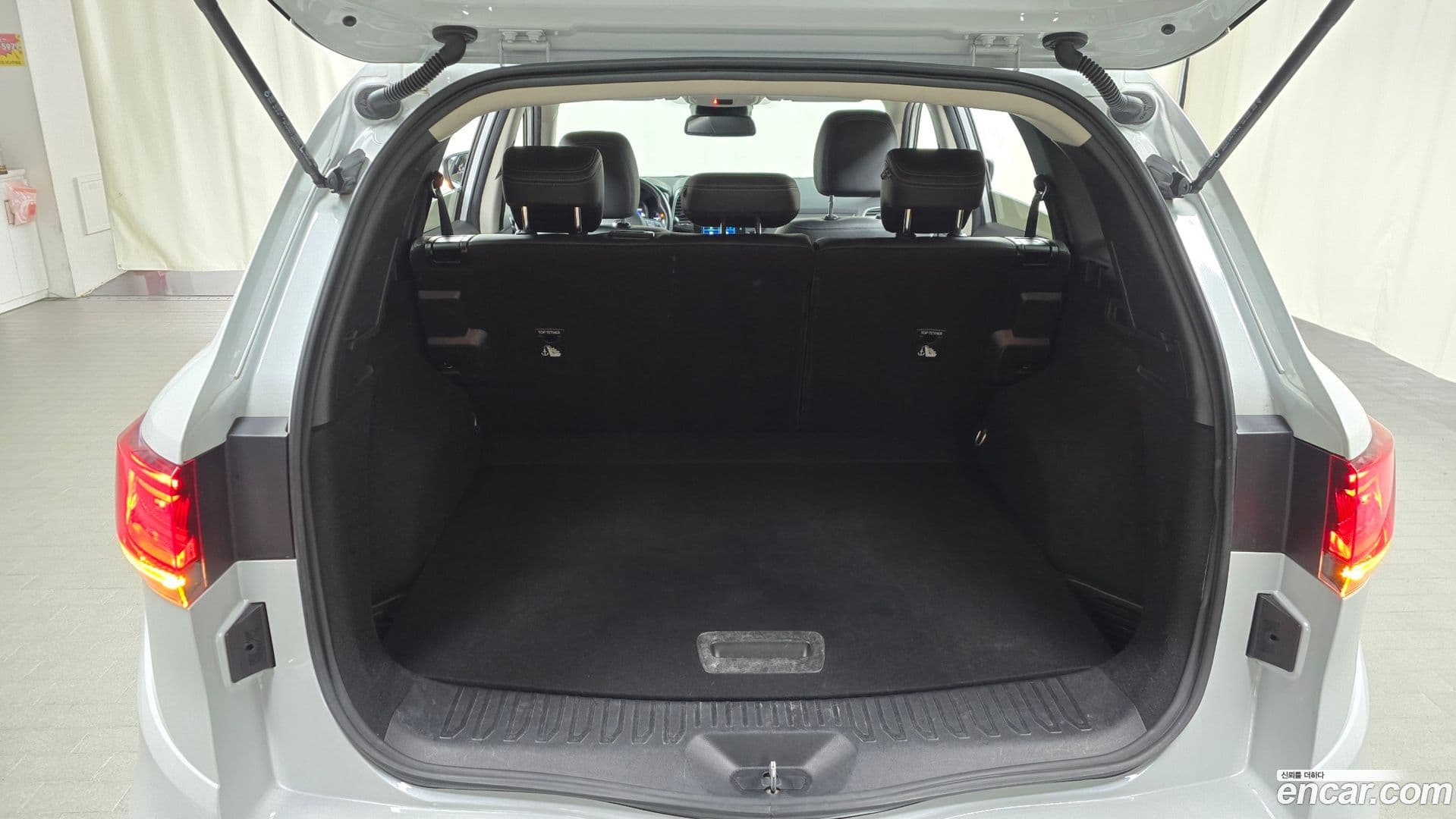 Main__Slider__Photo:QM6 Renault Korea 2022.5-19