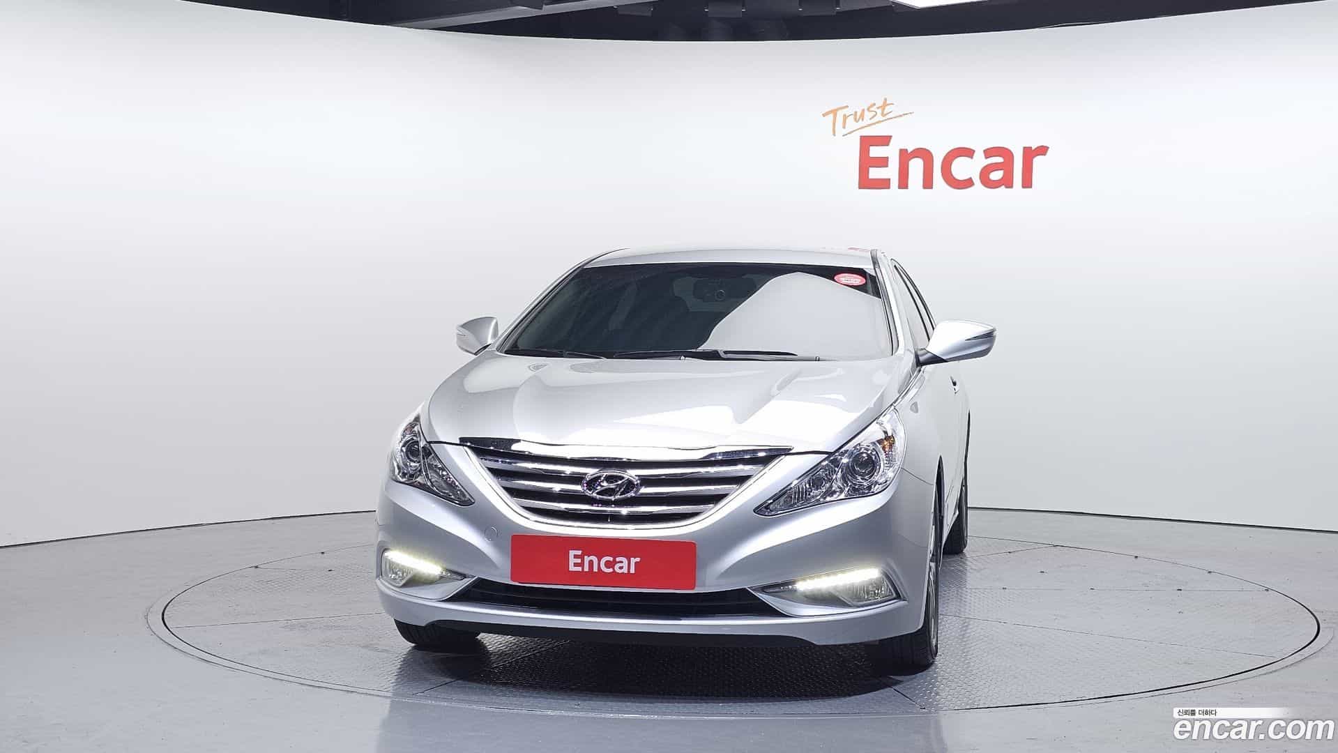 Sonata Hyundai 2013.8-OUTER-003