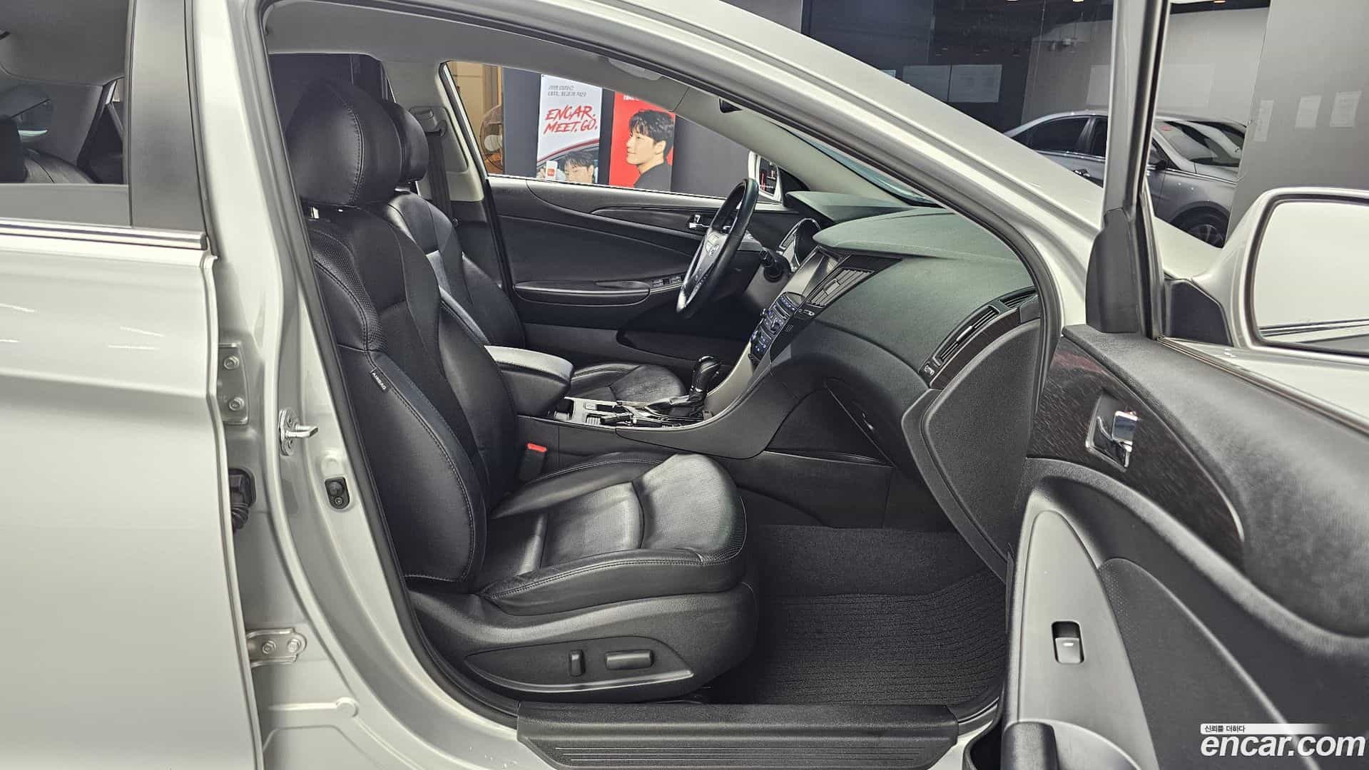 Sonata Hyundai 2013.8-OPTION-016