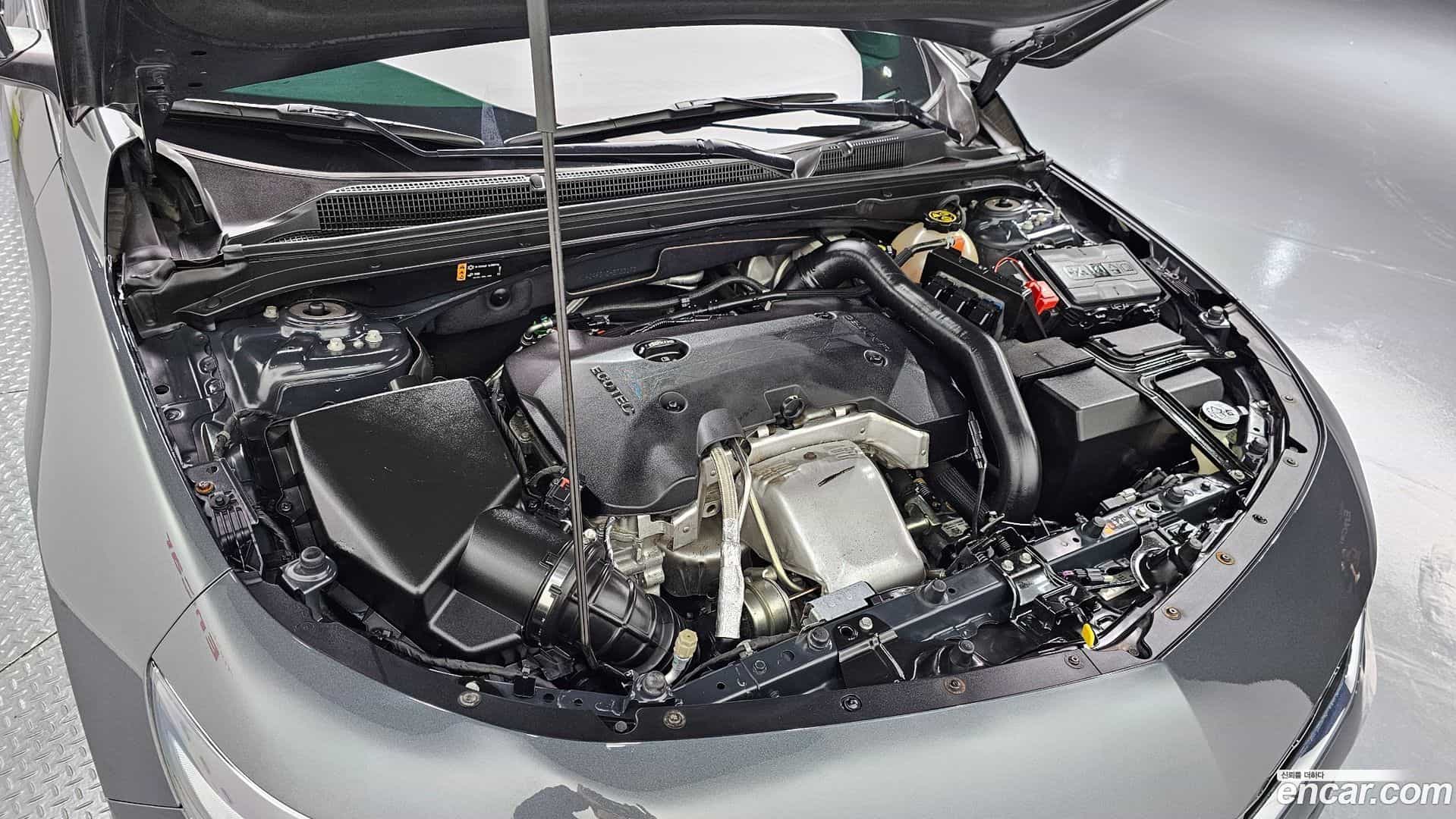 Malibu Chevrolet 2016.10-INNER-006