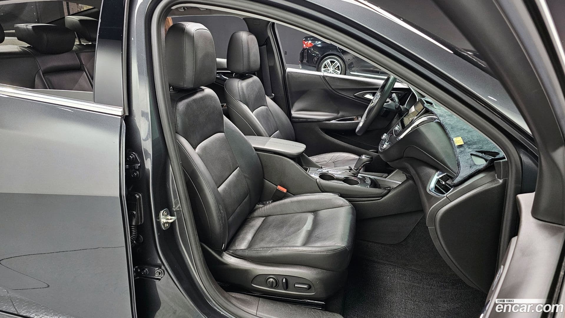 Main__Slider__Photo:Malibu Chevrolet 2016.10-9