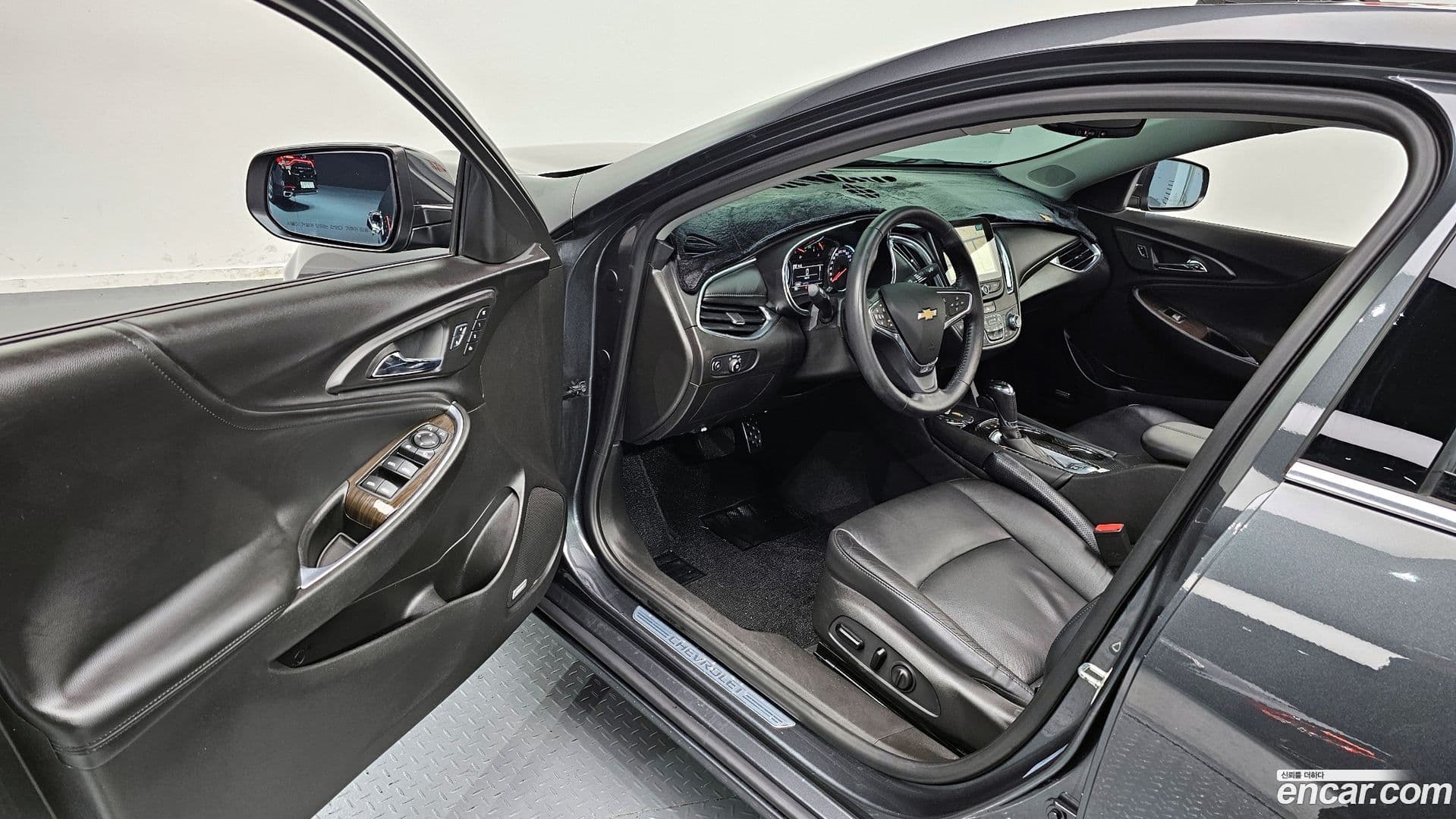 Main__Slider__Photo:Malibu Chevrolet 2016.10-10