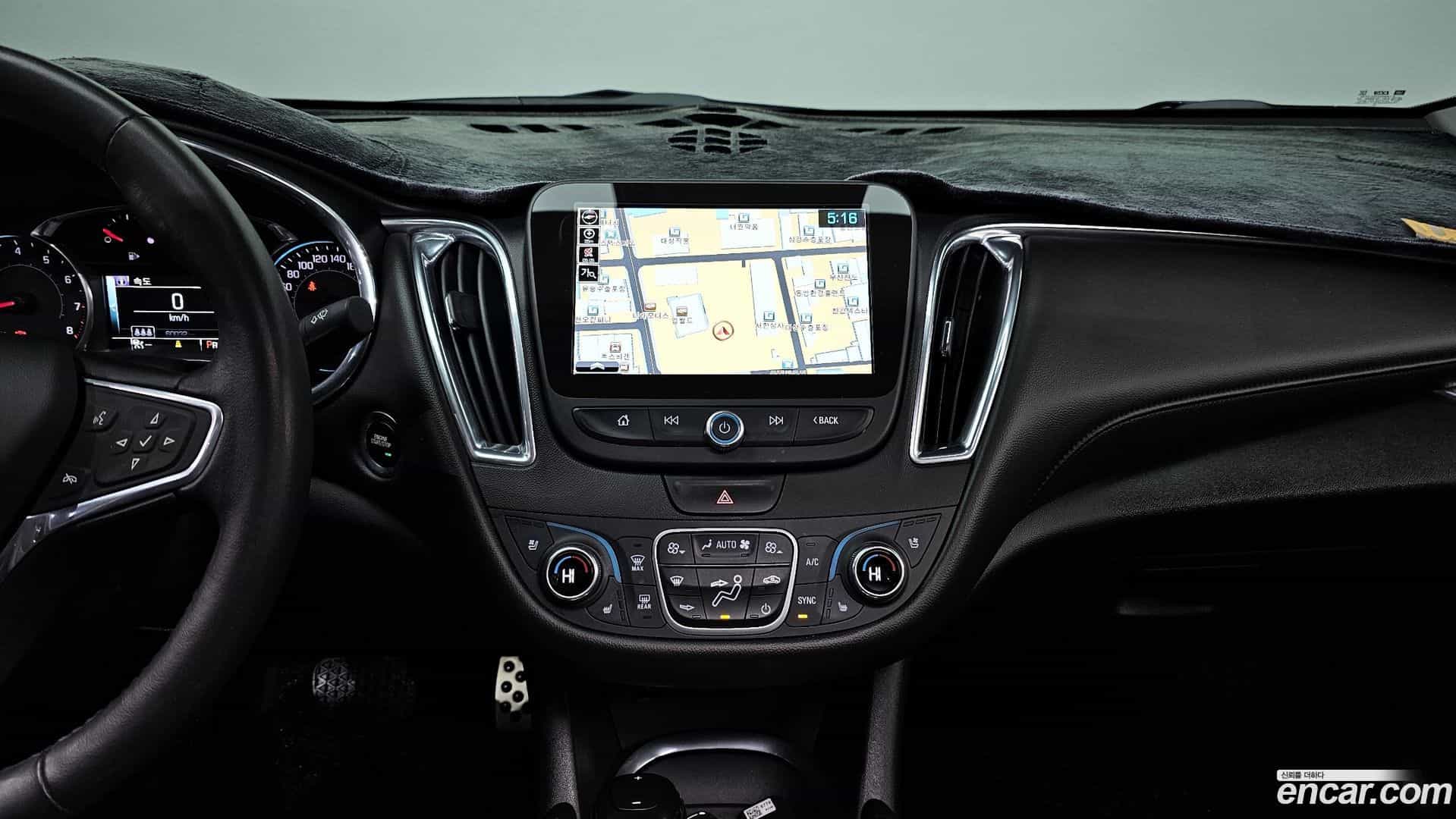 Malibu Chevrolet 2016.10-OPTION-020