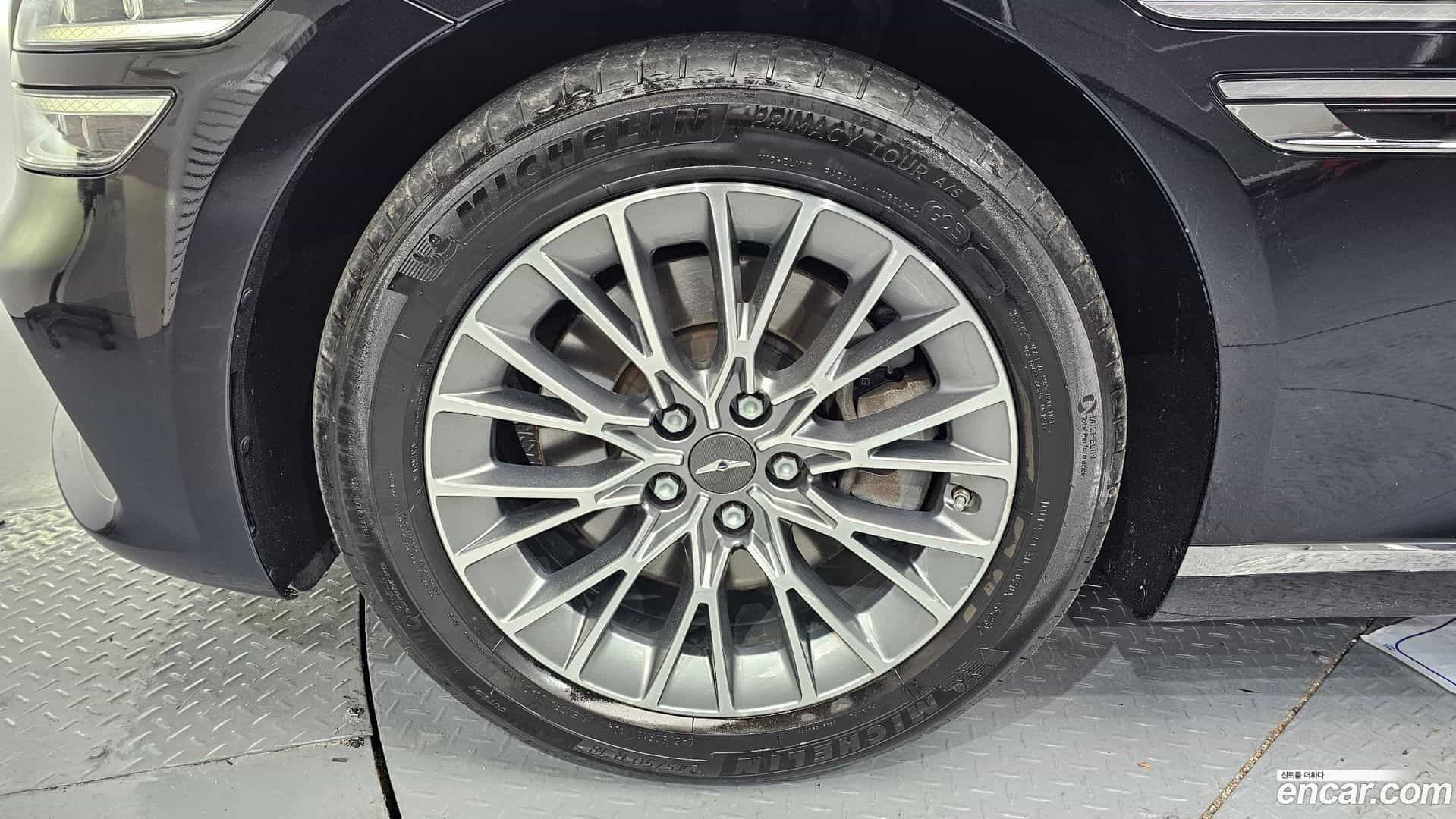 G80 Genesis 2023.1-OUTER-005