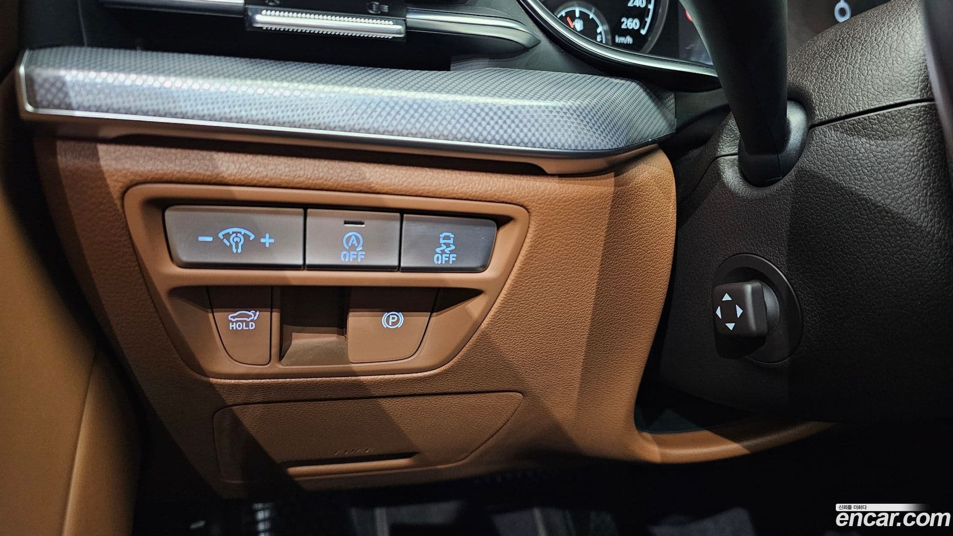 Main__Slider__Photo:G80 Genesis 2023.1-16