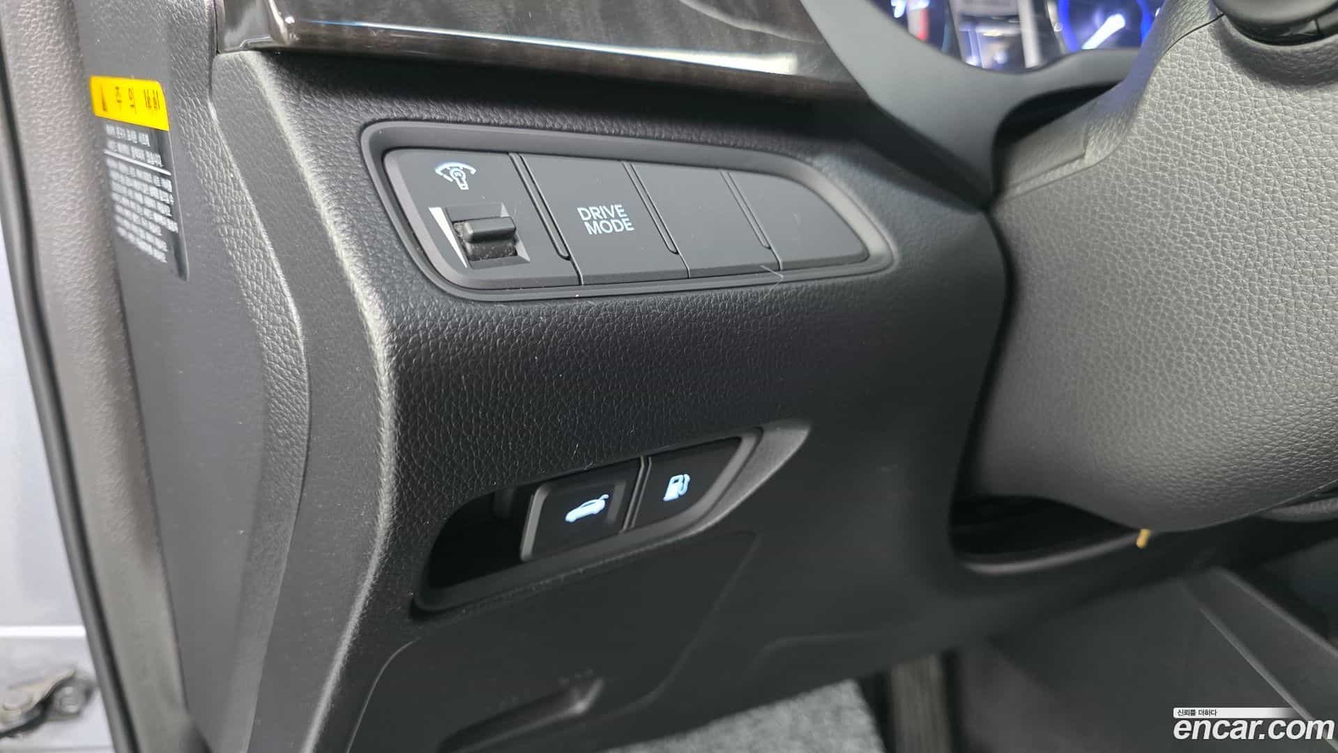 Grandeur Hyundai 2015.10-OPTION-017