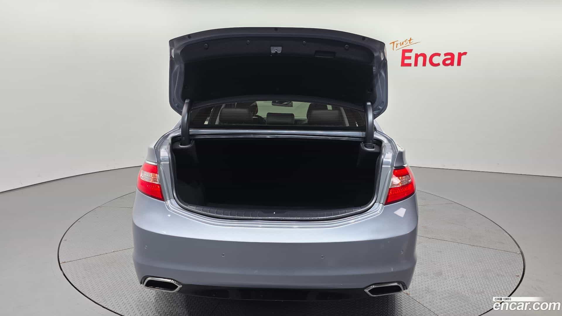 Grandeur Hyundai 2015.10-OPTION-024