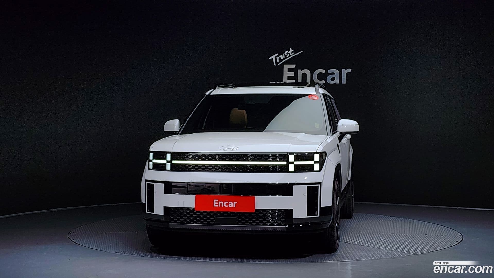 Main__Slider__Photo:Santafe Hyundai 2023.10-2