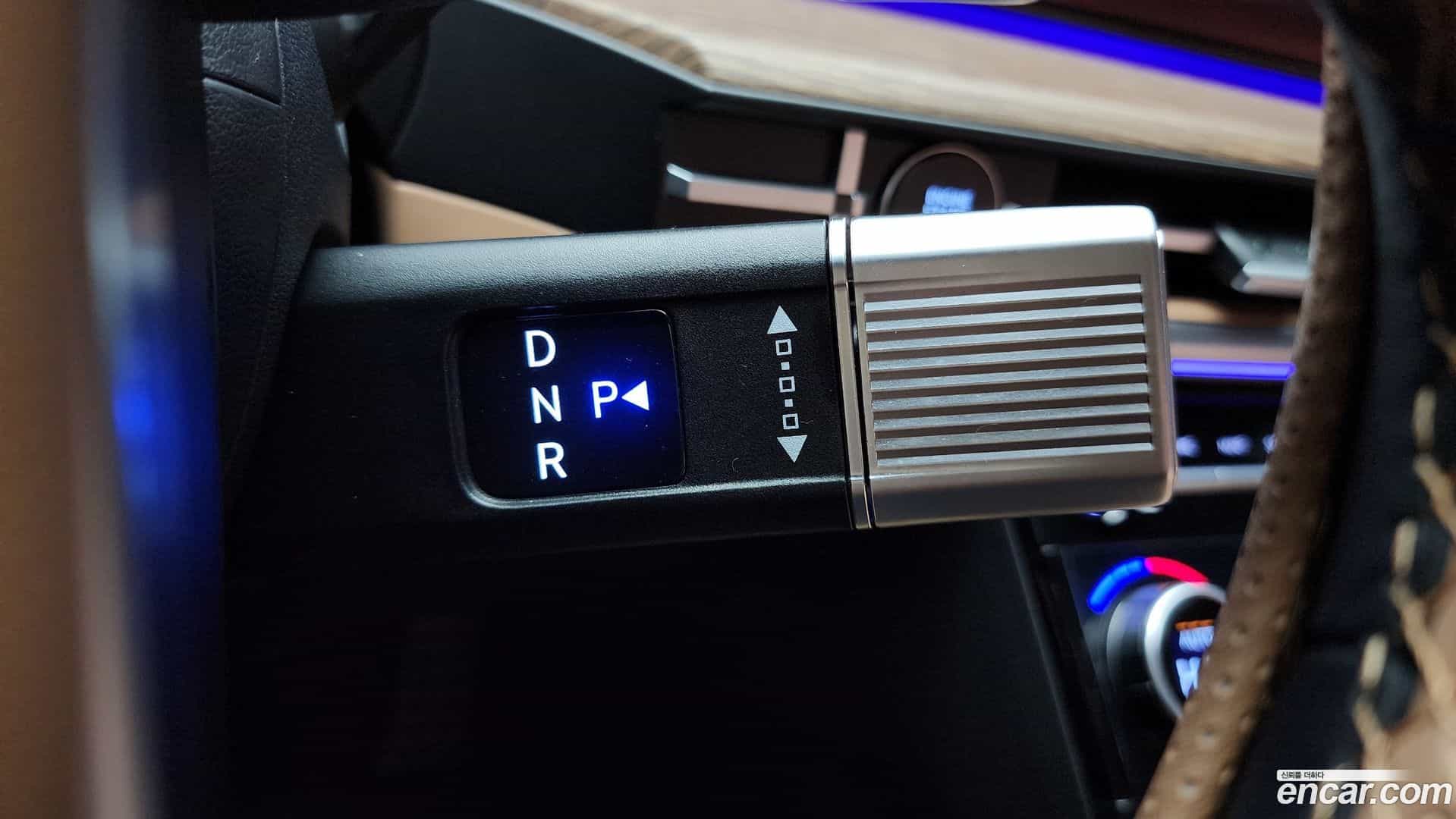 Santafe Hyundai 2023.10-INNER-009