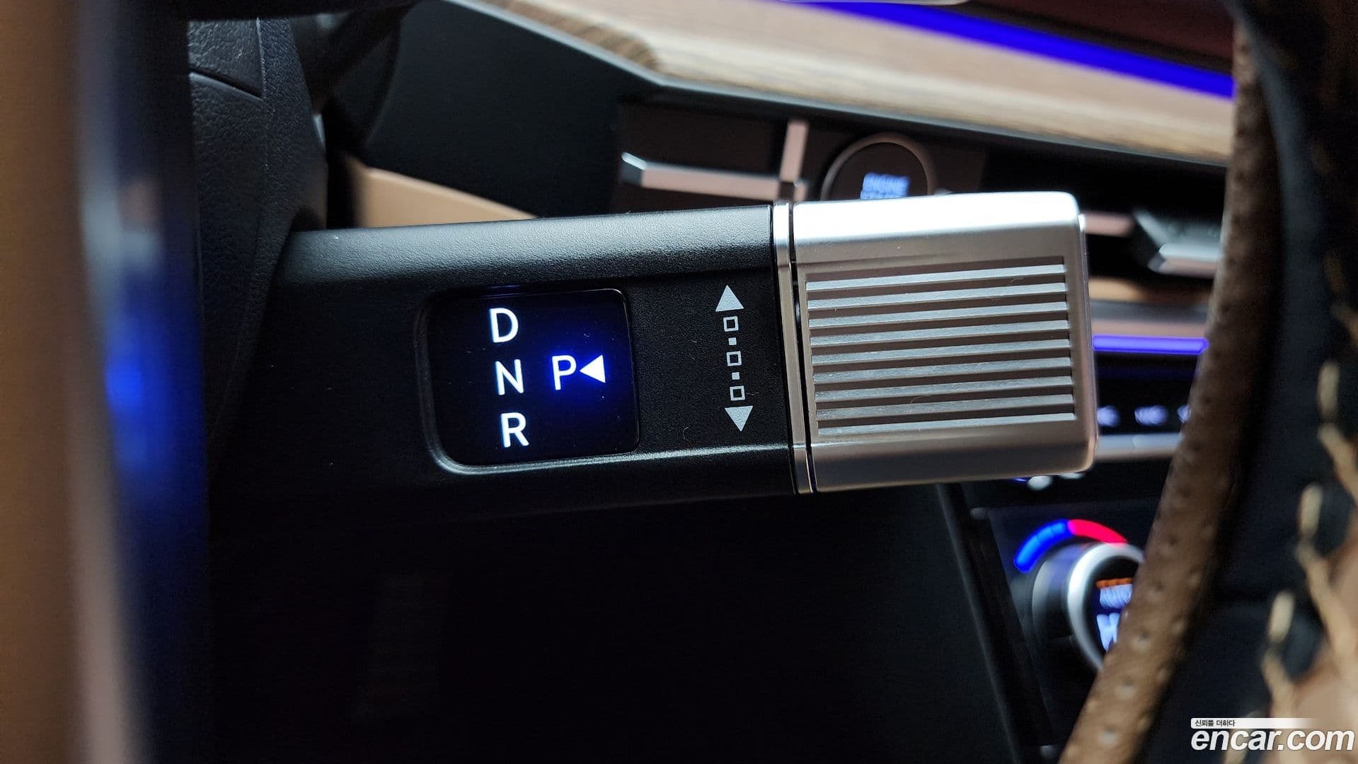 Main__Slider__Photo:Santafe Hyundai 2023.10-8