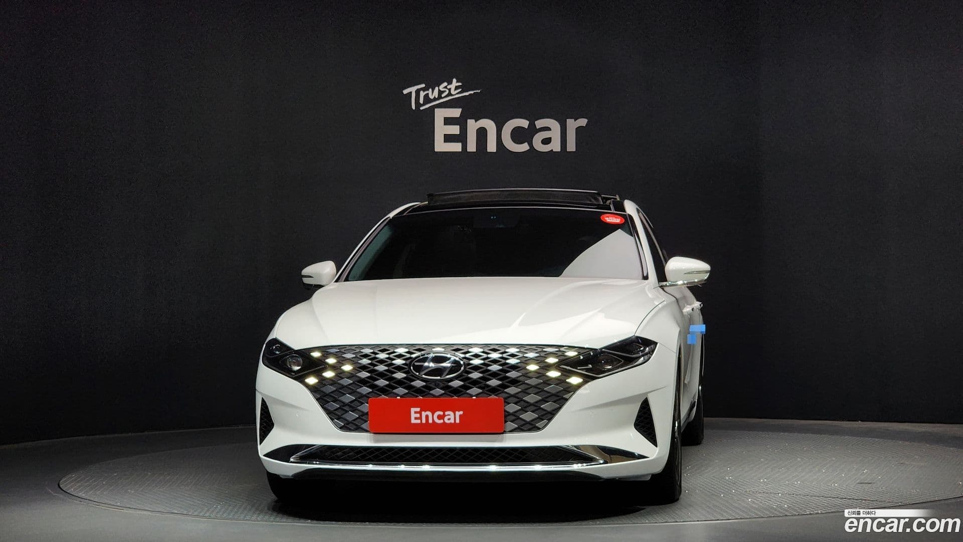 Main__Slider__Photo:Grandeur Hyundai 2020.10-2