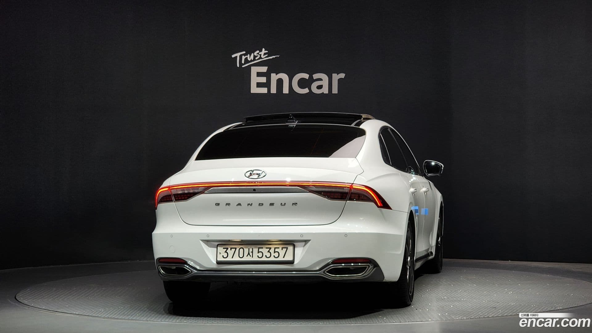 Main__Slider__Photo:Grandeur Hyundai 2020.10-3