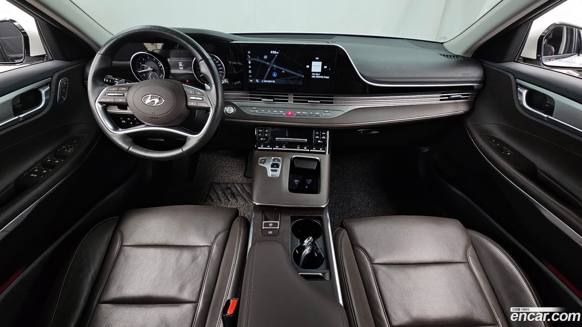 Main__Slider__Photo:Grandeur Hyundai 2020.10-6