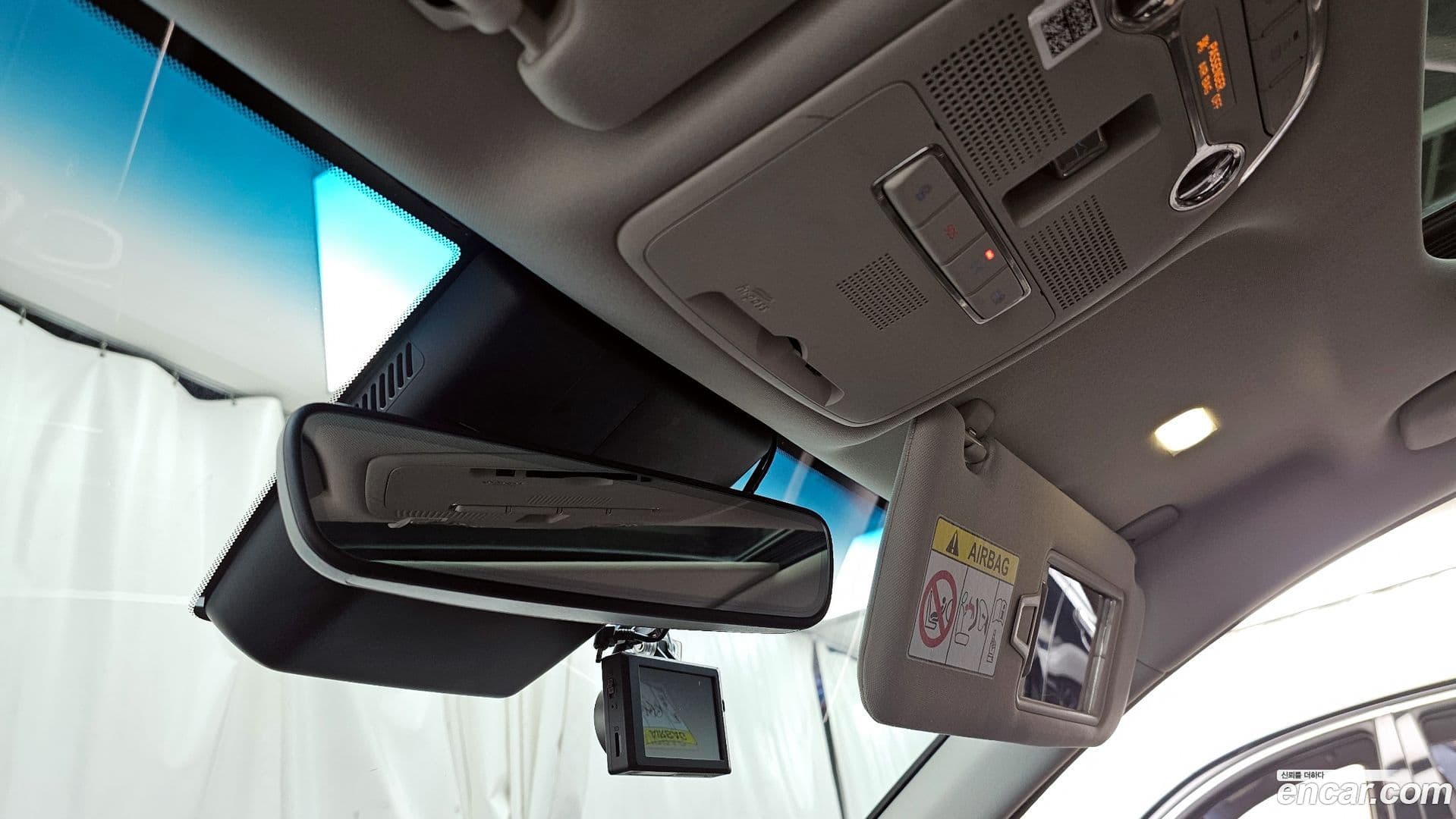 Main__Slider__Photo:Grandeur Hyundai 2020.10-13