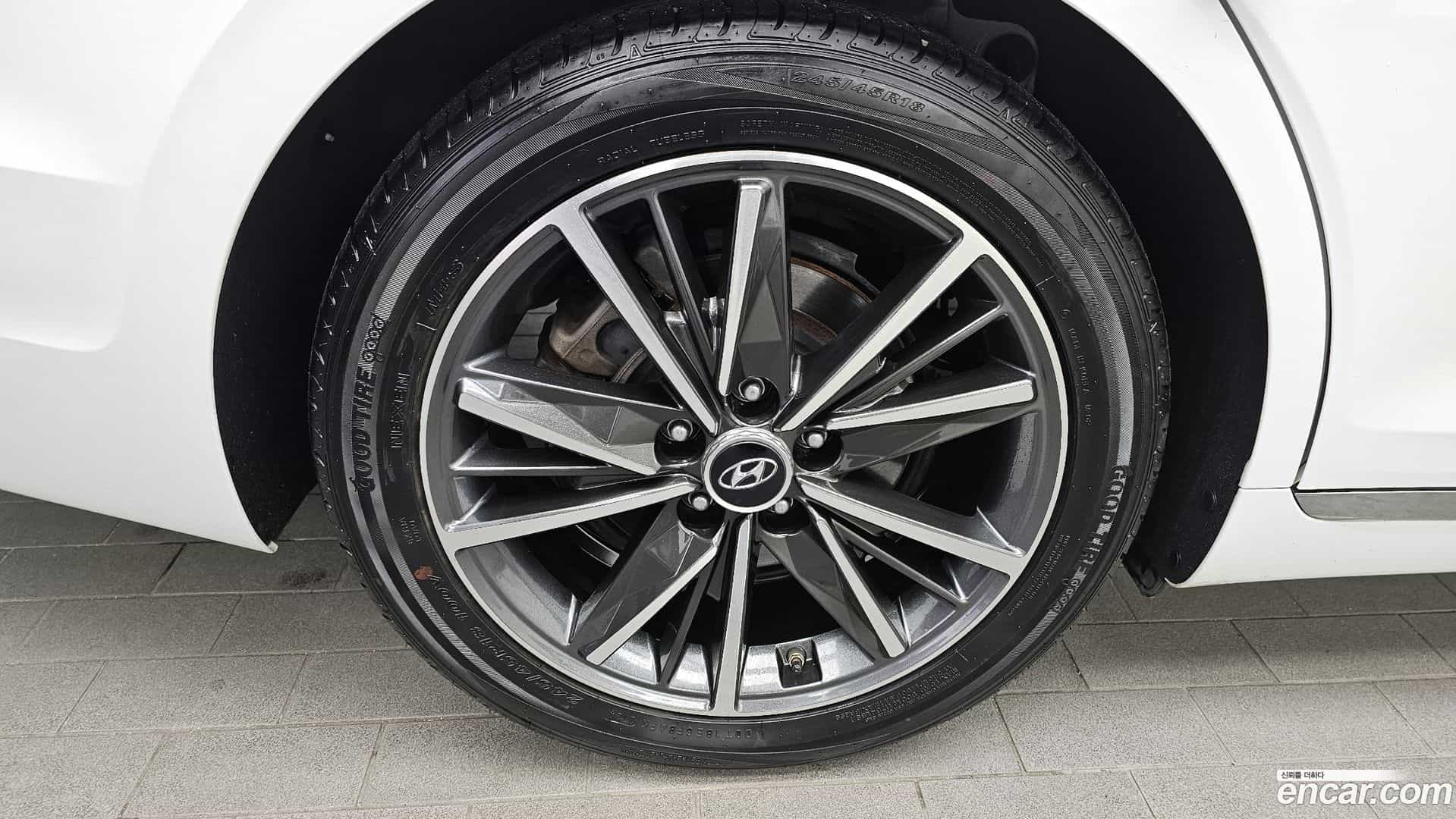 Grandeur Hyundai 2020.10-OPTION-023