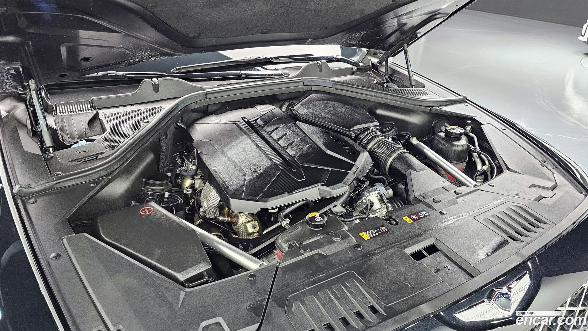 Main__Slider__Photo:GV80 Genesis 2021.6-5