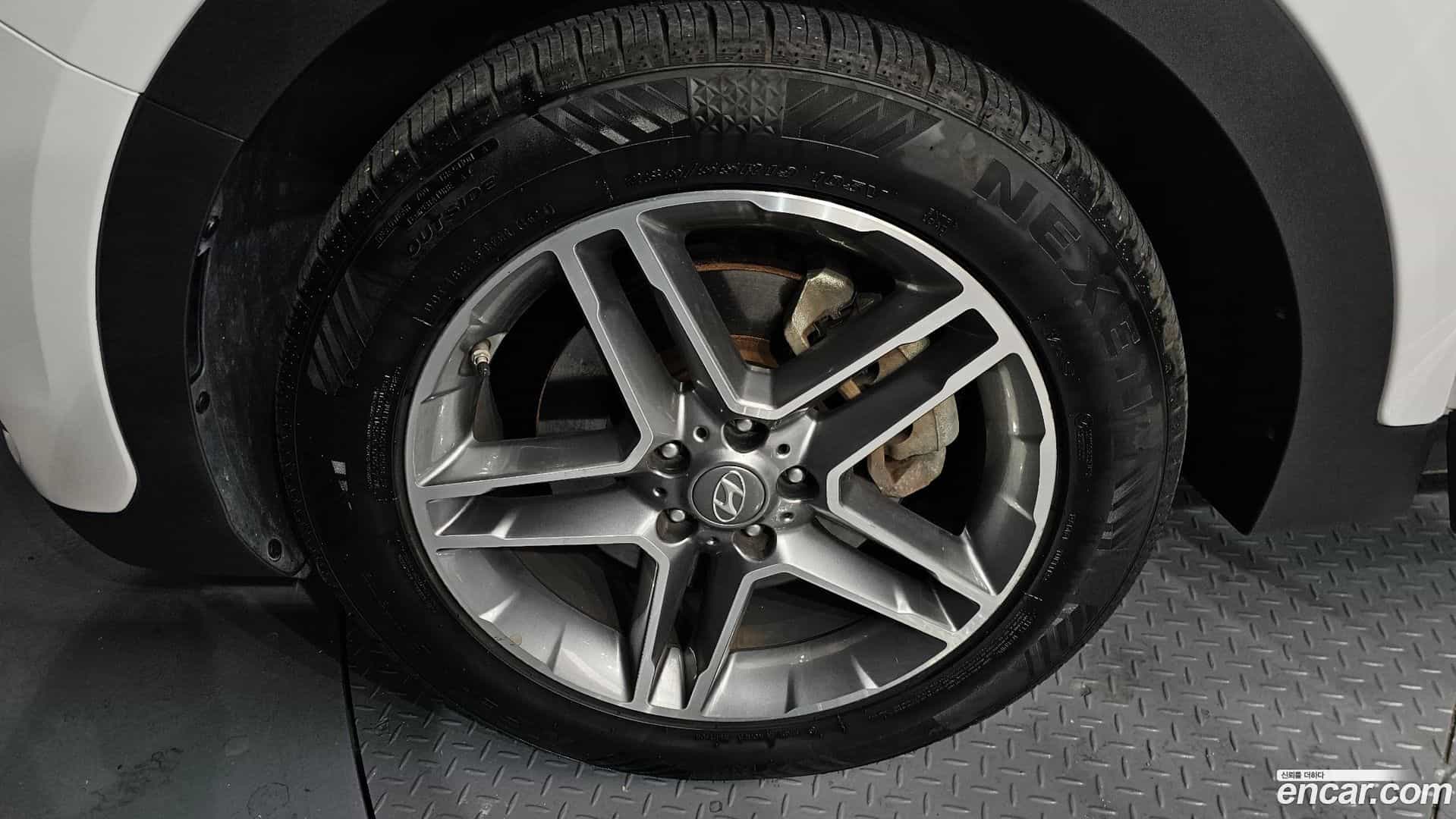 Maxcruz Hyundai 2016.0-OUTER-005