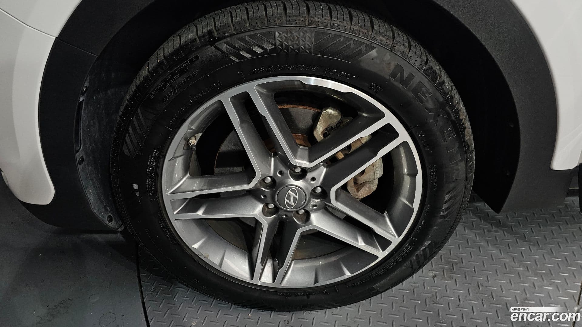 Main__Slider__Photo:Maxcruz Hyundai 2016.0-4