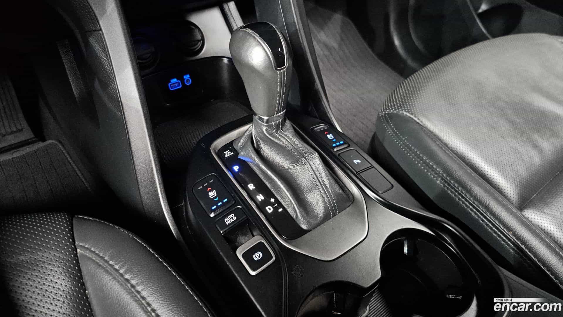 Maxcruz Hyundai 2016.0-INNER-009