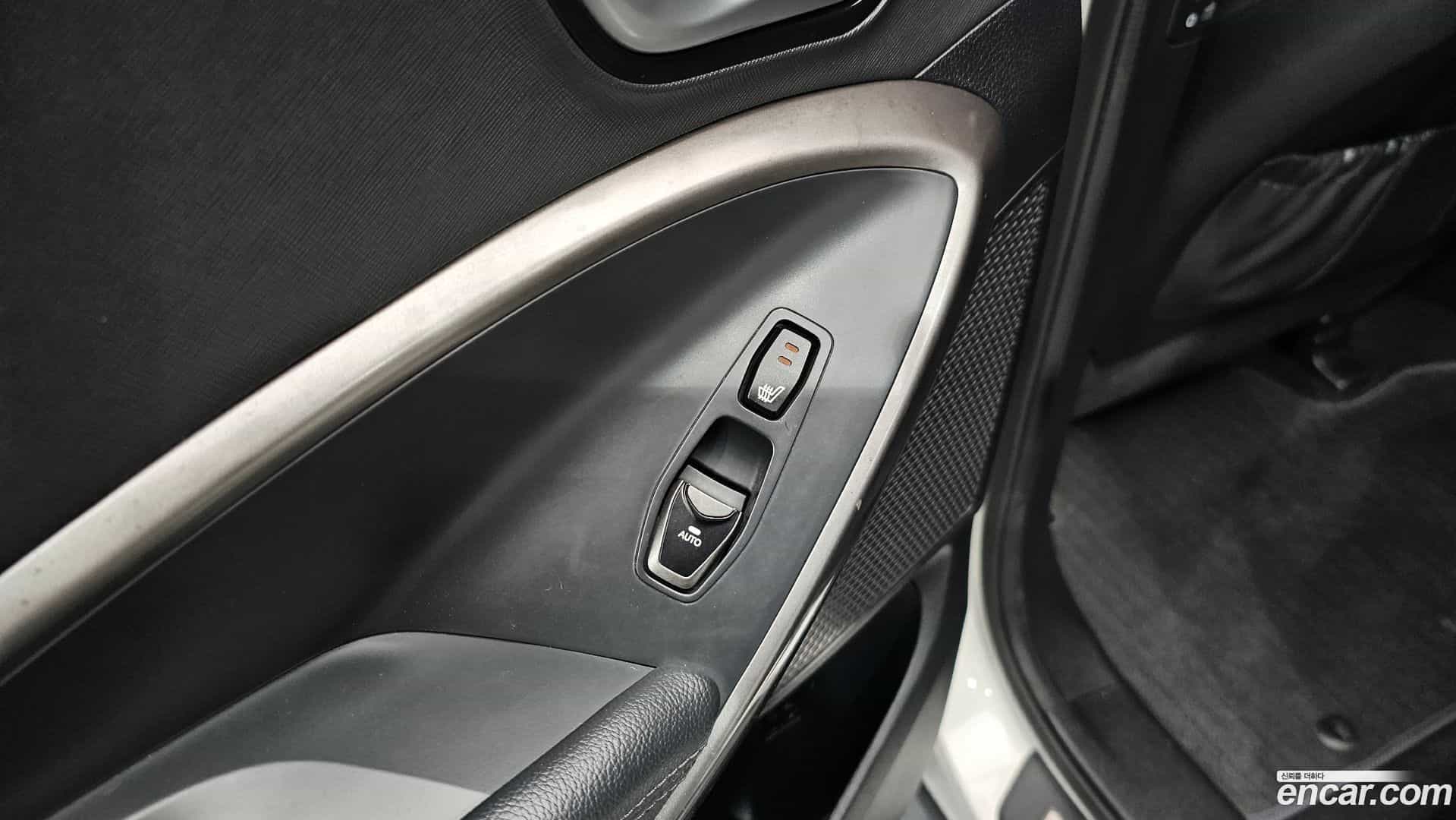 Maxcruz Hyundai 2016.0-OPTION-022