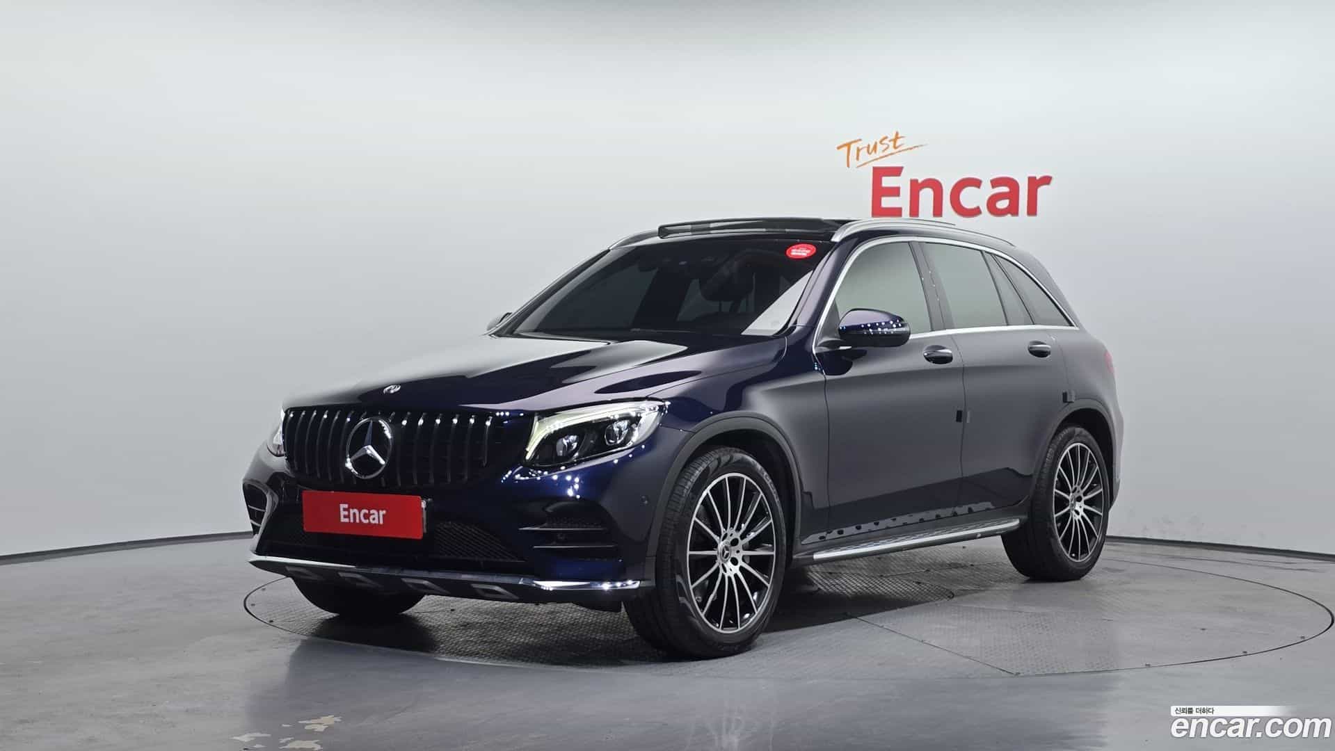 GLC-Class Mercedes-Benz 2019.11-OUTER-001