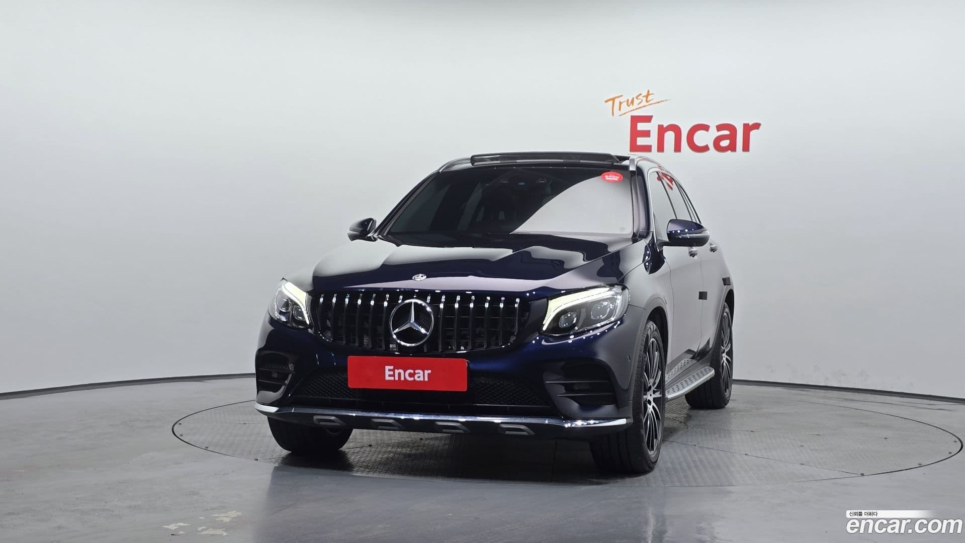 Main__Slider__Photo:GLC-Class Mercedes-Benz 2019.11-2