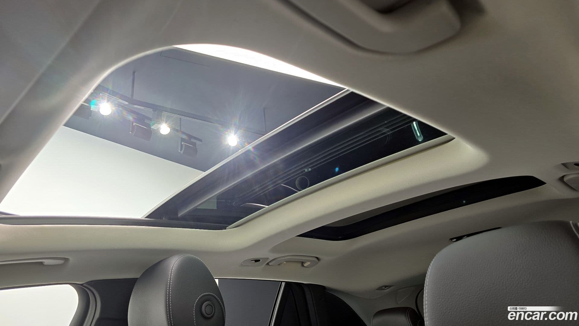 Main__Slider__Photo:GLC-Class Mercedes-Benz 2019.11-17