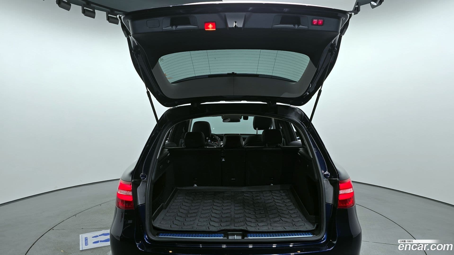 Main__Slider__Photo:GLC-Class Mercedes-Benz 2019.11-19