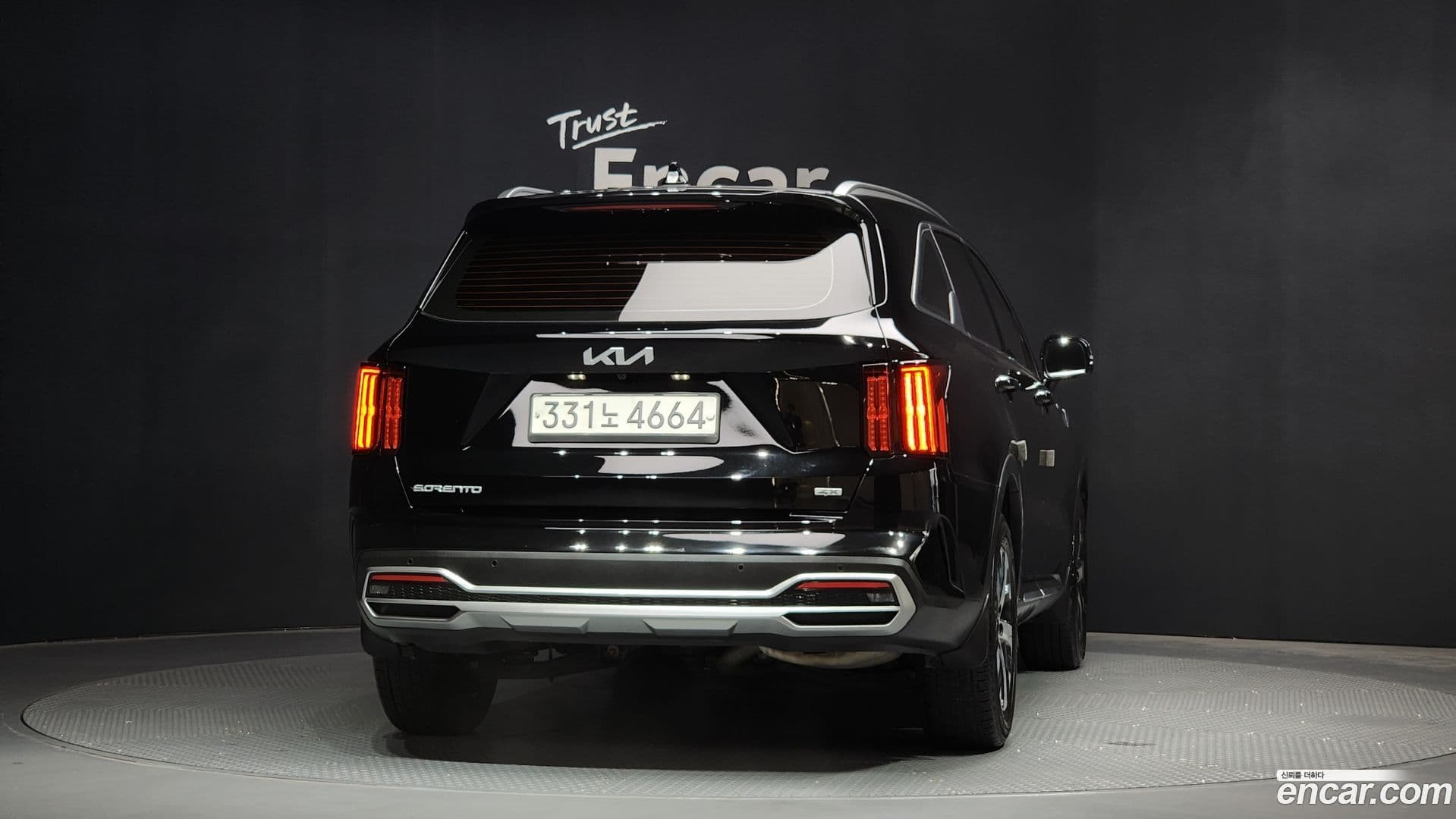 Main__Slider__Photo:Sorento Kia 2023.0-3