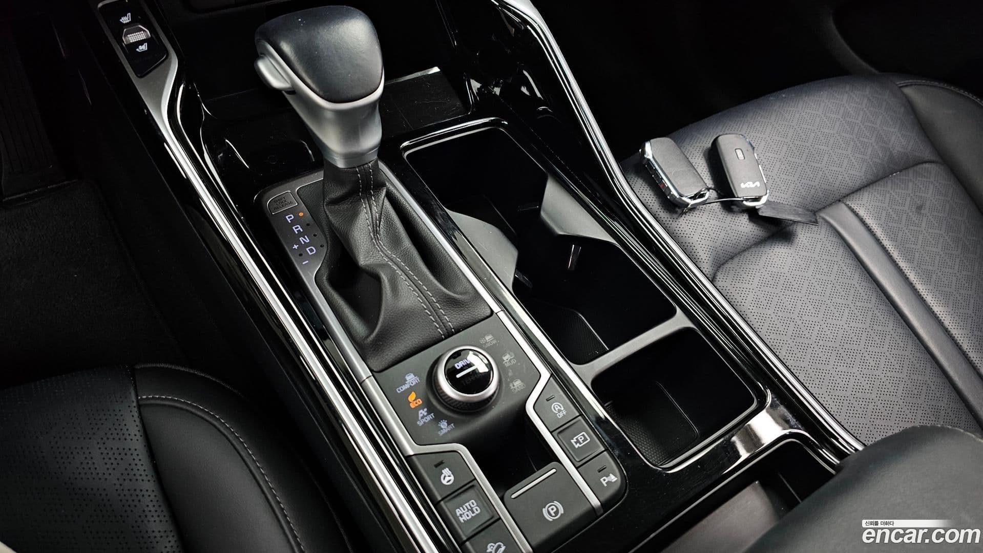 Main__Slider__Photo:Sorento Kia 2023.0-8