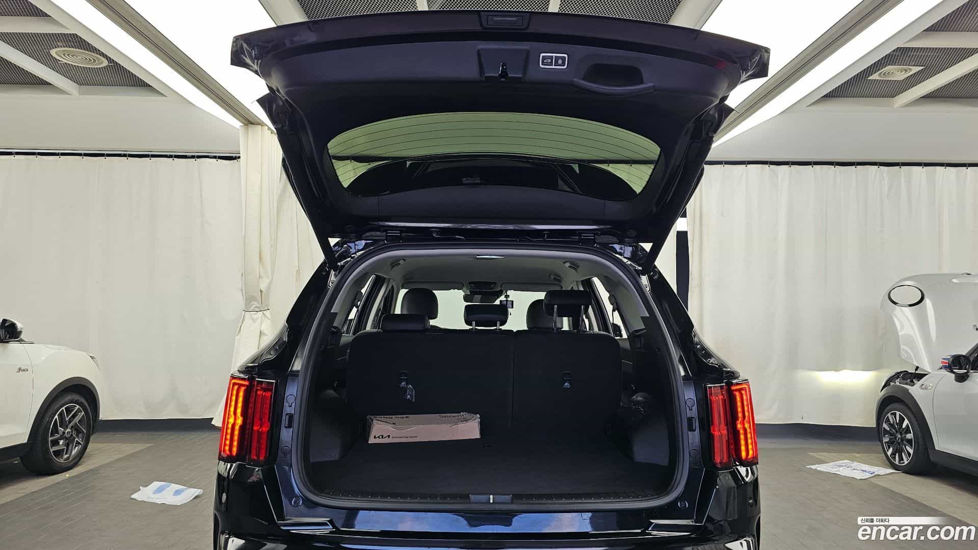 Sorento Kia 2023.0-OPTION-024