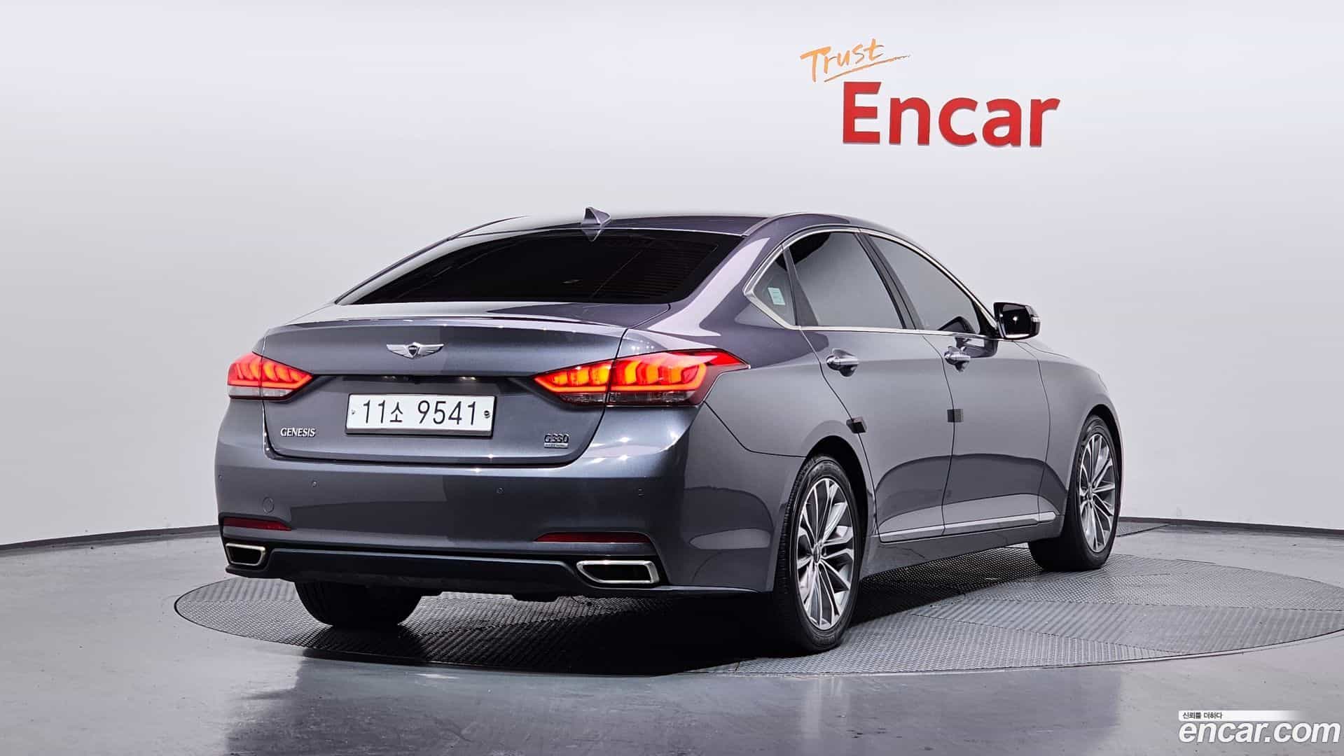 Genesis Hyundai 2015.5-OUTER-002