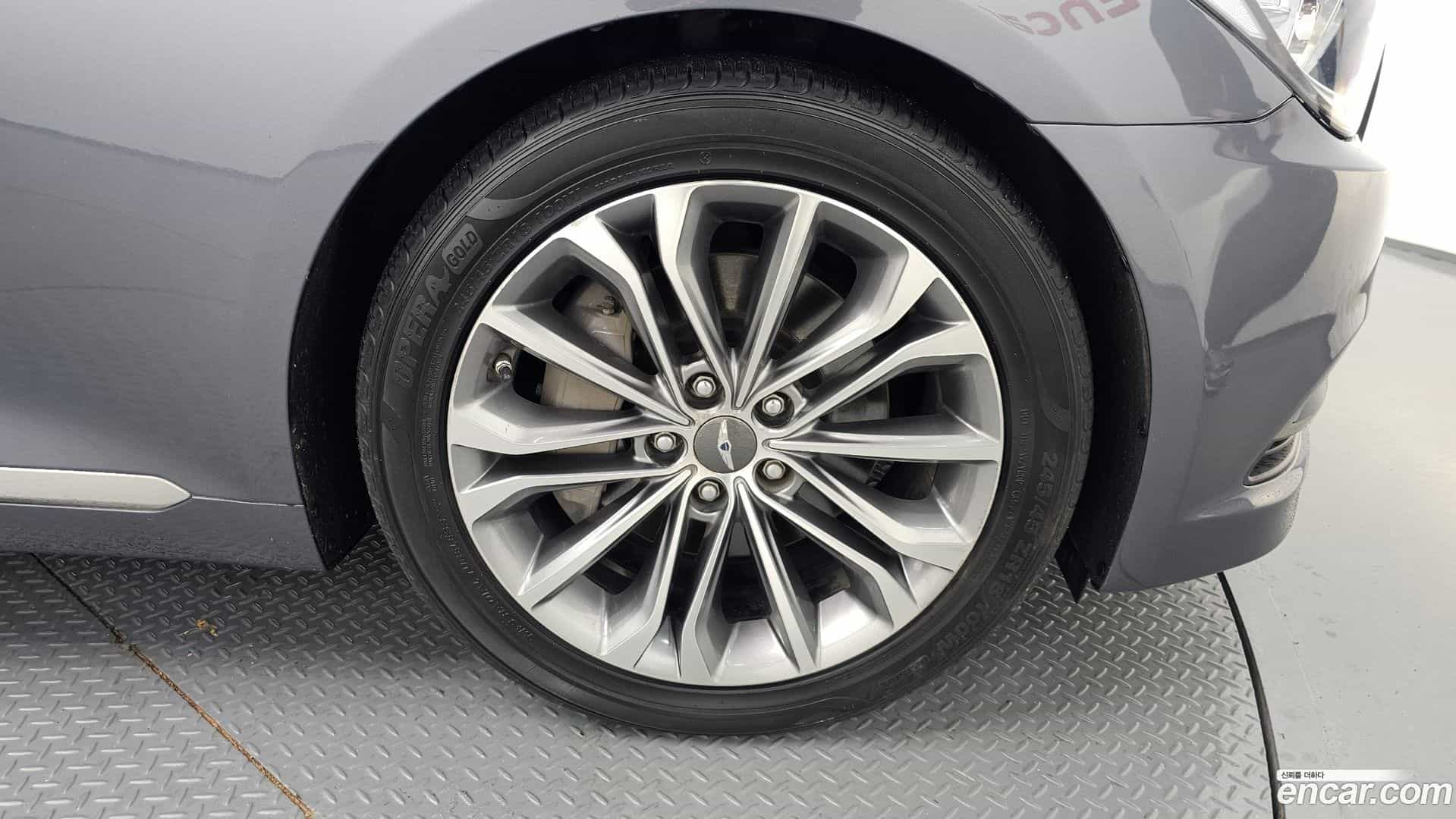 Genesis Hyundai 2015.5-OUTER-005