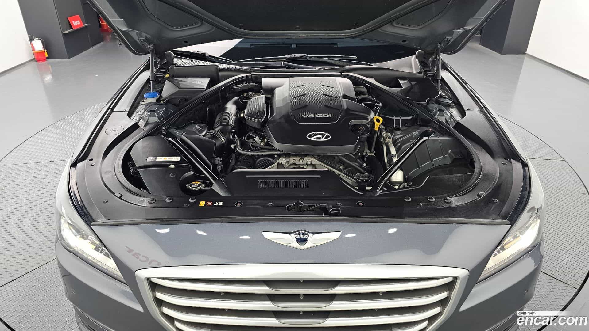 Genesis Hyundai 2015.5-INNER-006