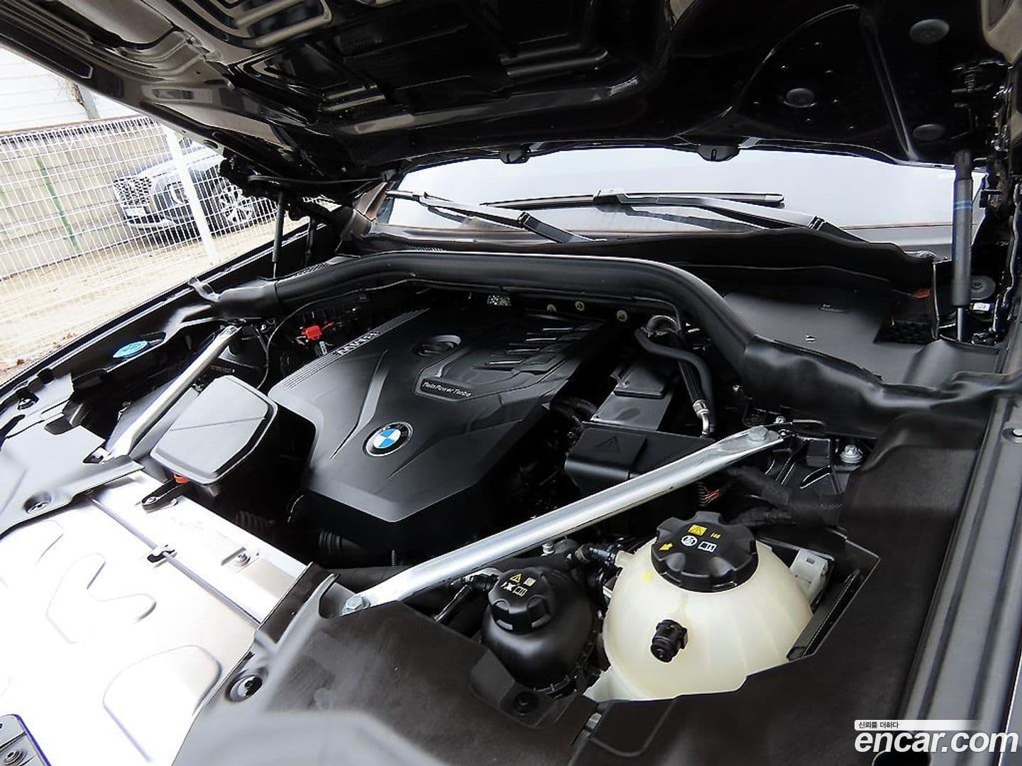 Main__Slider__Photo:X4 BMW 2024.4-18