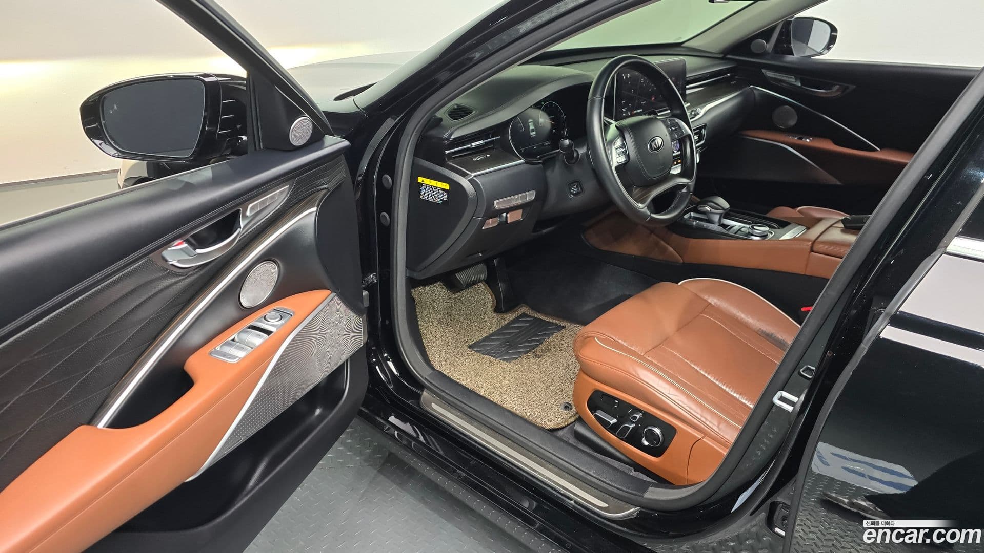 Main__Slider__Photo:K9 Kia 2018.9-10