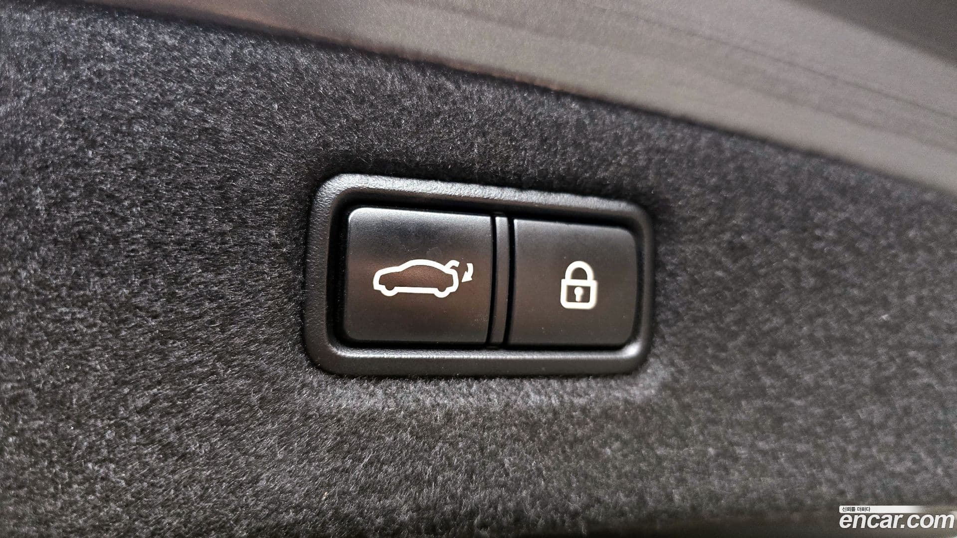 Main__Slider__Photo:G90 Genesis 2021.9-19