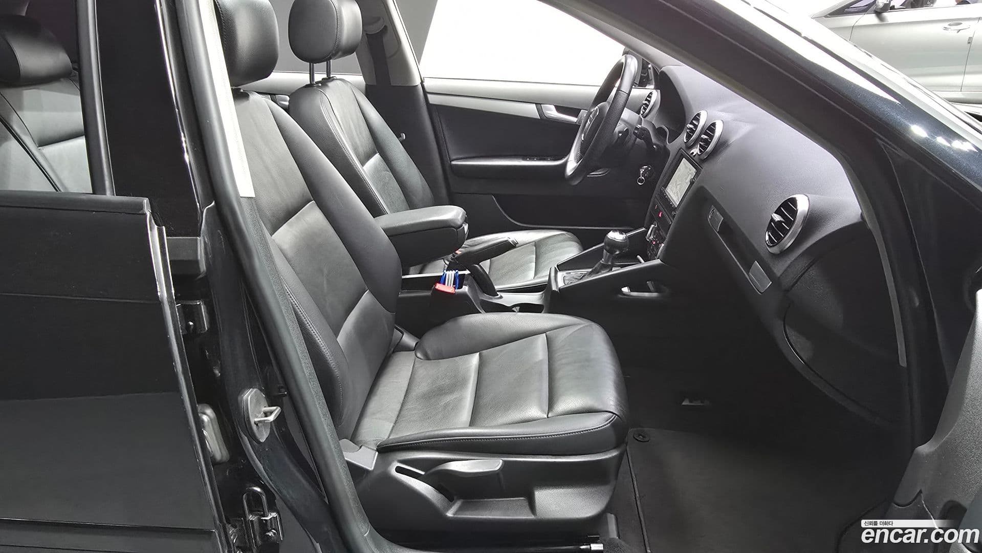 Main__Slider__Photo:A3 Audi 2012.8-9