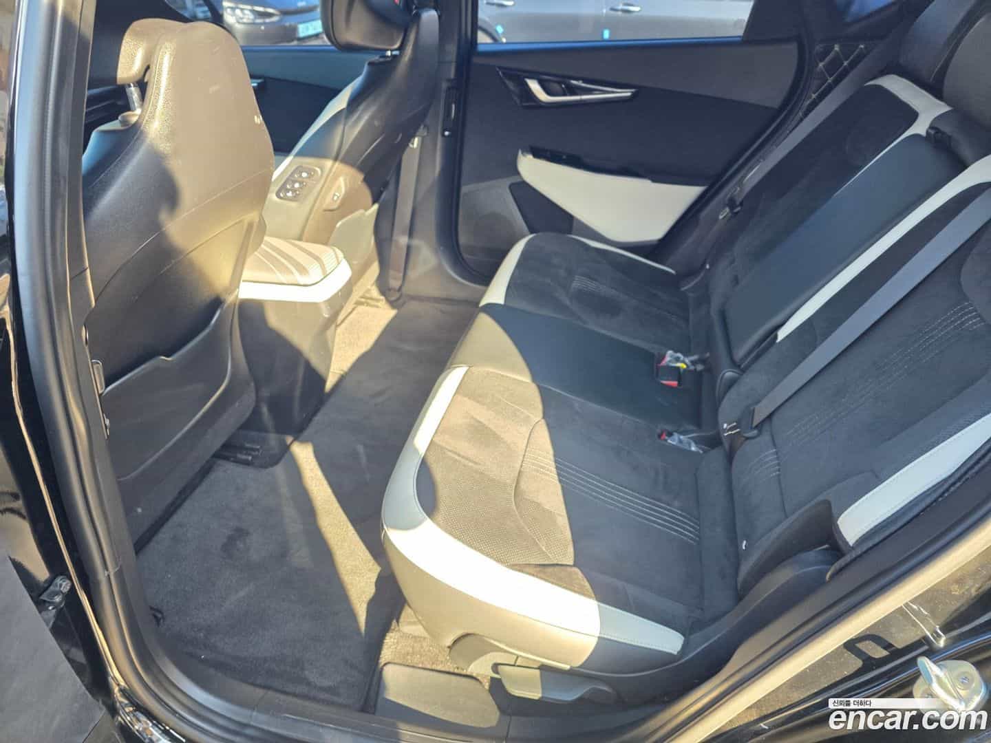 EV6 Kia 2021.9-OPTION-020