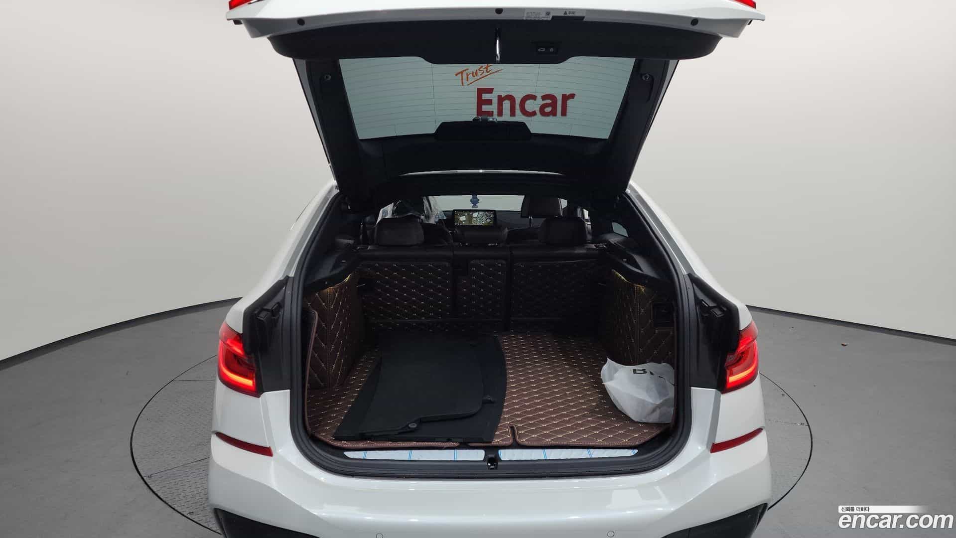 Gran Turismo BMW 2020.9-OPTION-024