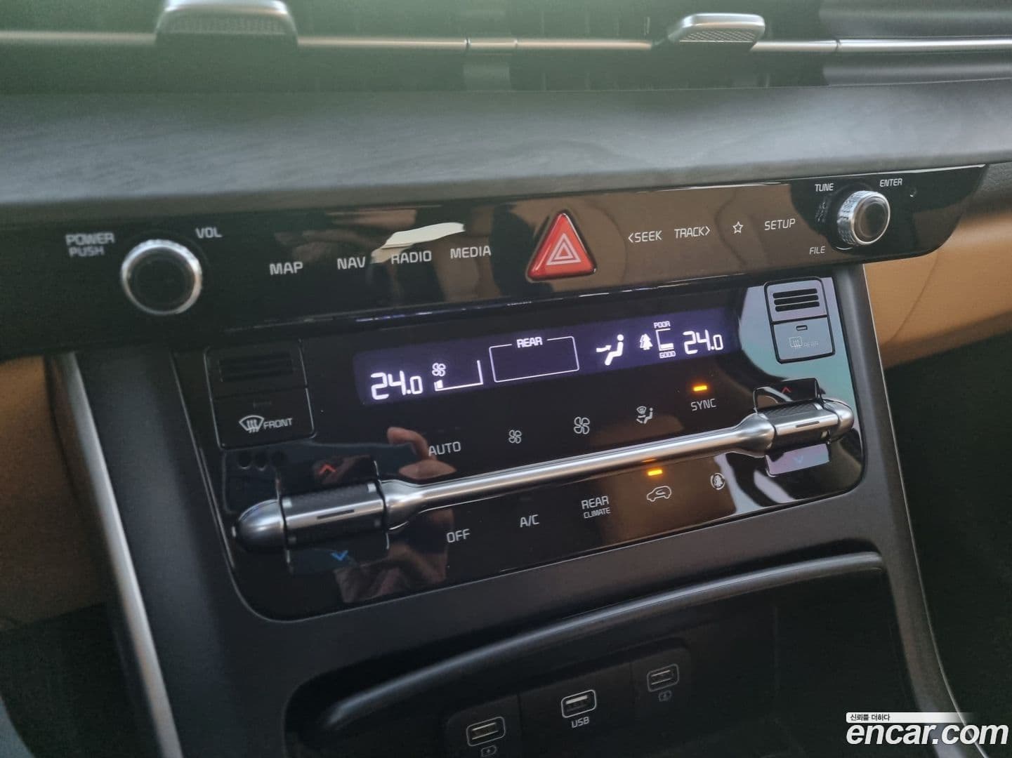 Main__Slider__Photo:Canival Kia 2023.3-11