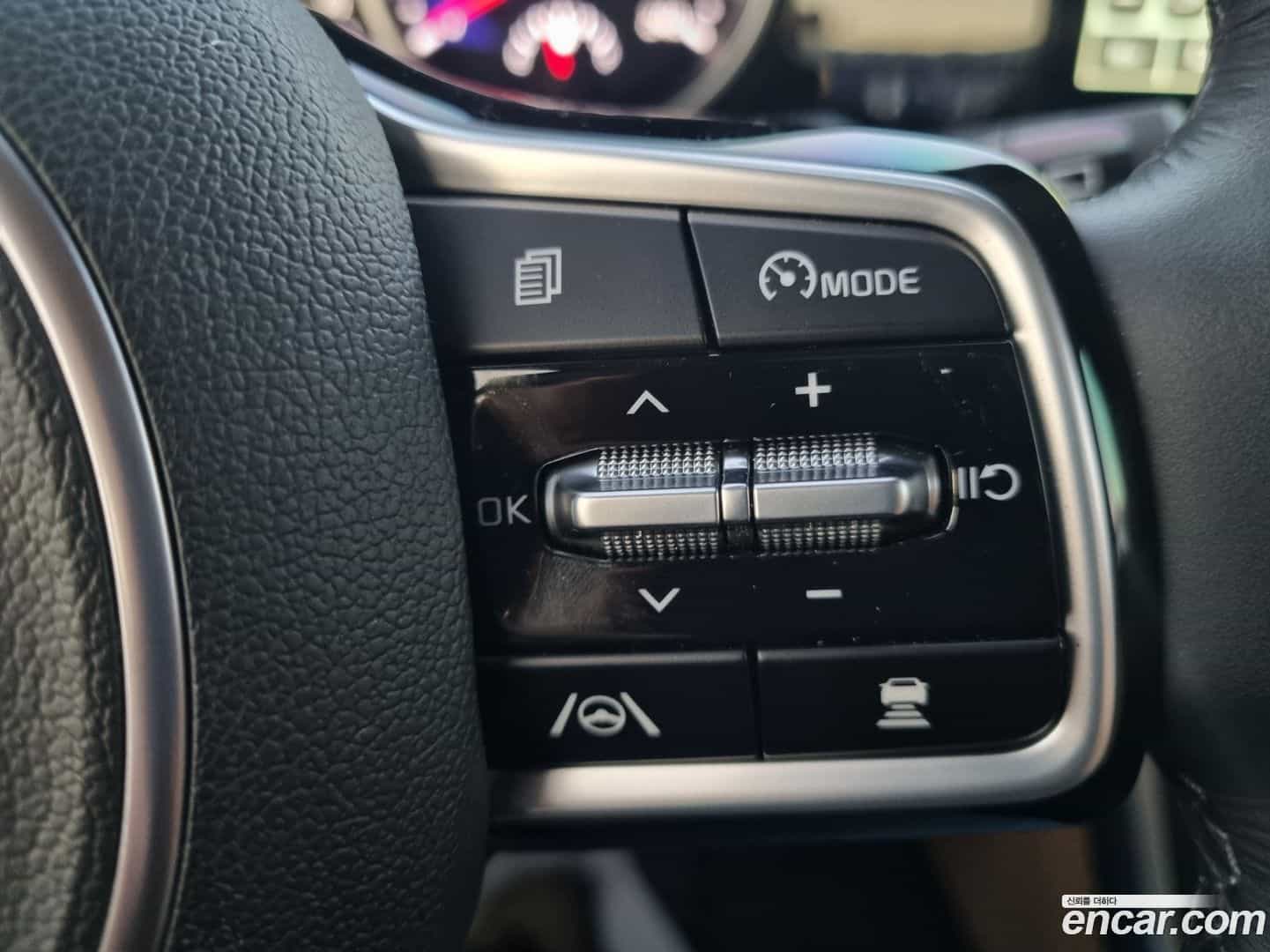 Canival Kia 2023.3-OPTION-019