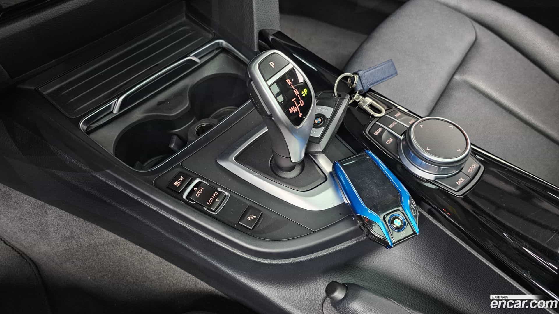 Gran Turismo BMW 2020.5-INNER-009