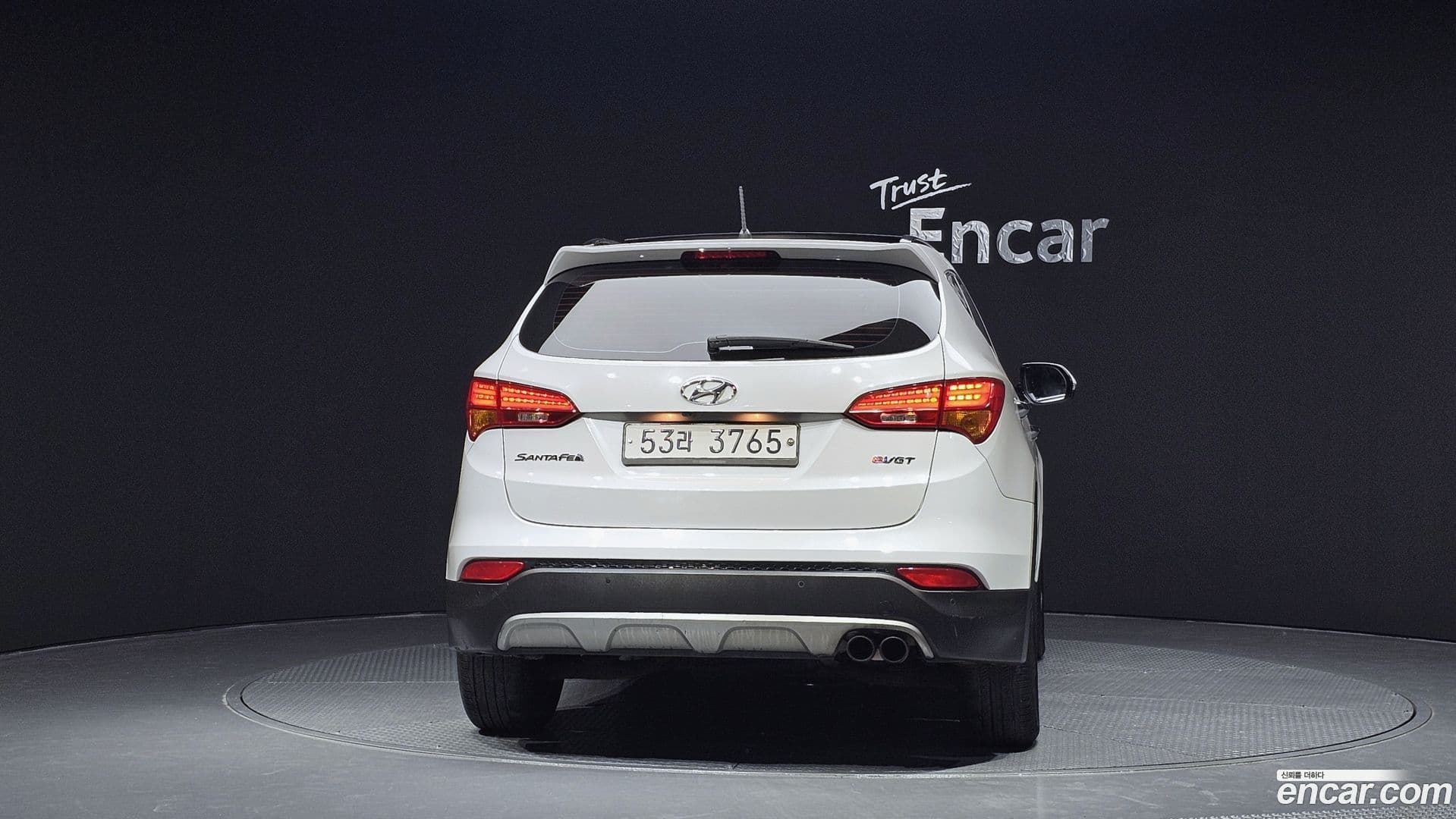 Main__Slider__Photo:Santafe Hyundai 2015.3-3