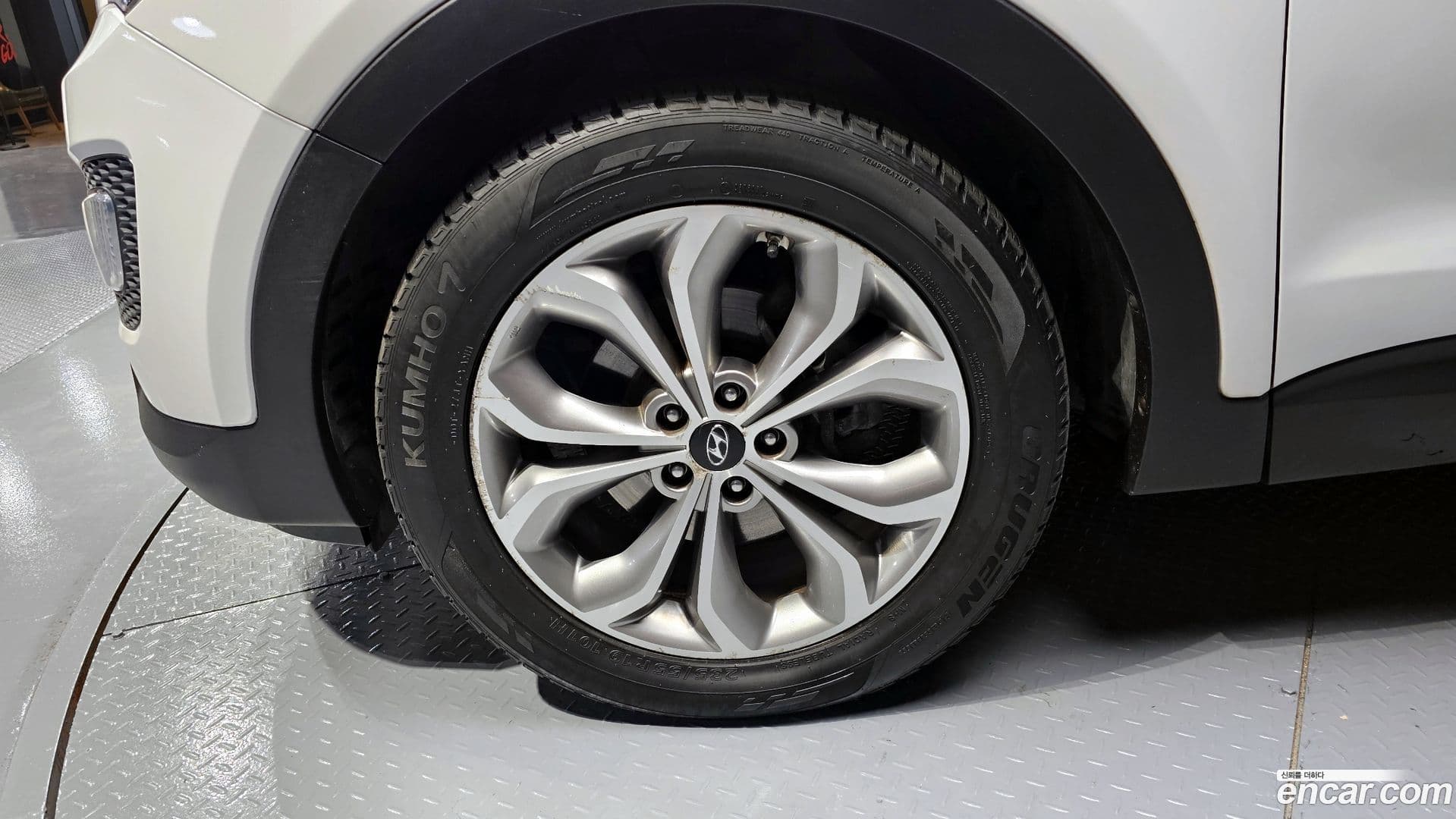 Main__Slider__Photo:Santafe Hyundai 2015.3-4