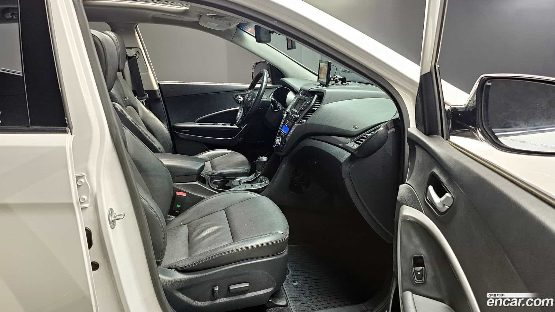 Santafe Hyundai 2015.3-OPTION-015