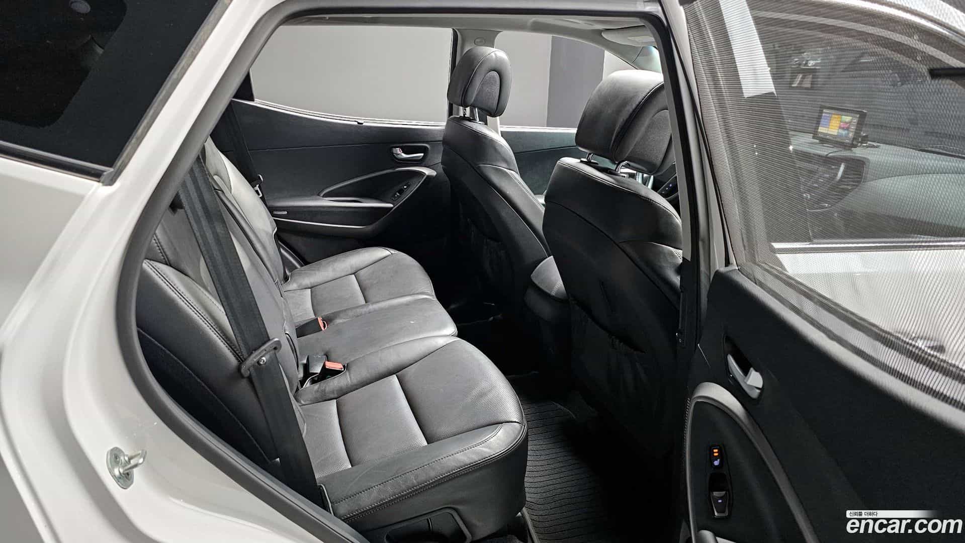 Santafe Hyundai 2015.3-OPTION-016